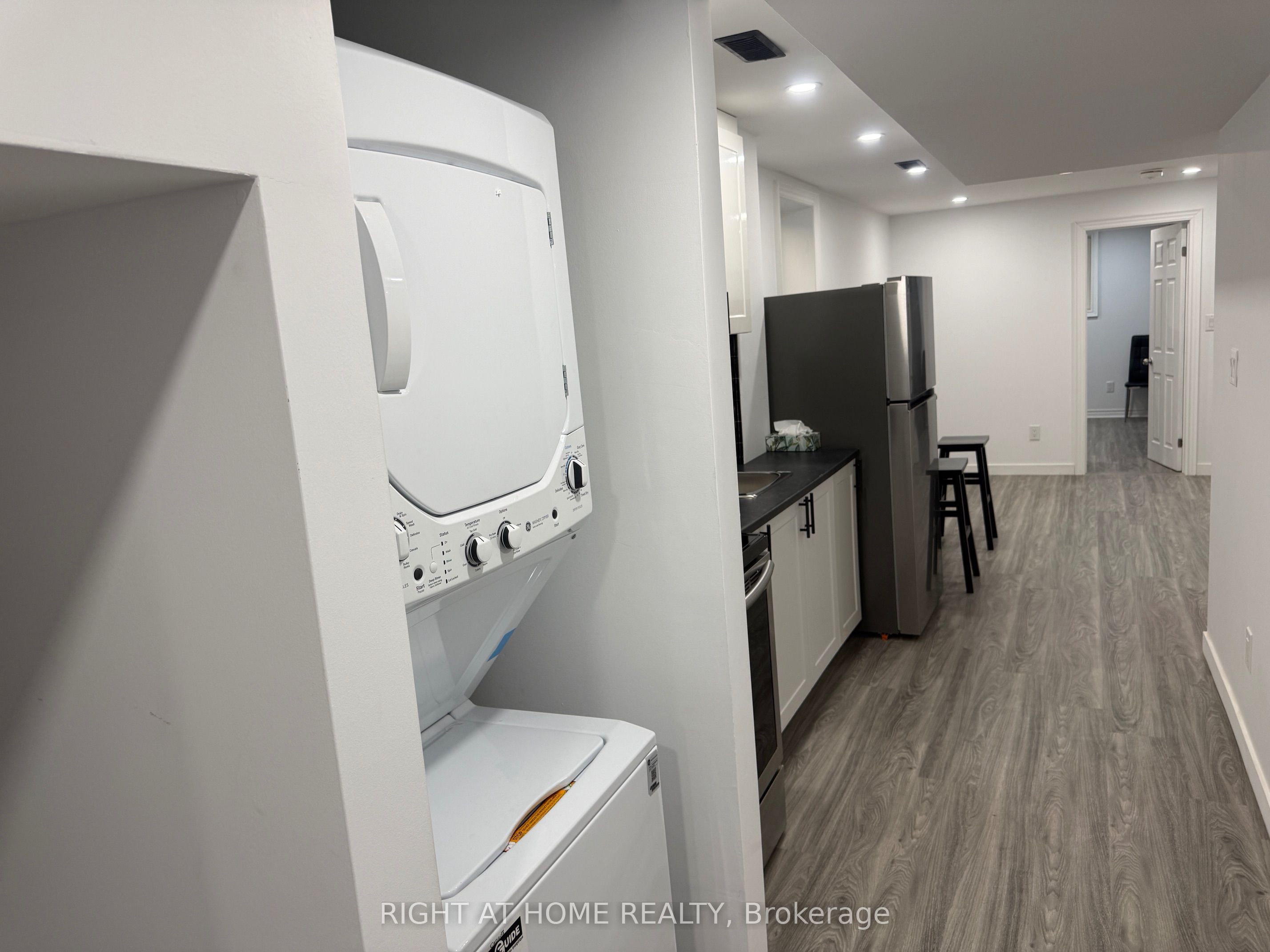 4802 Bluefeather Lane Basement, Mississauga, ON L5R 0E2 photo 5