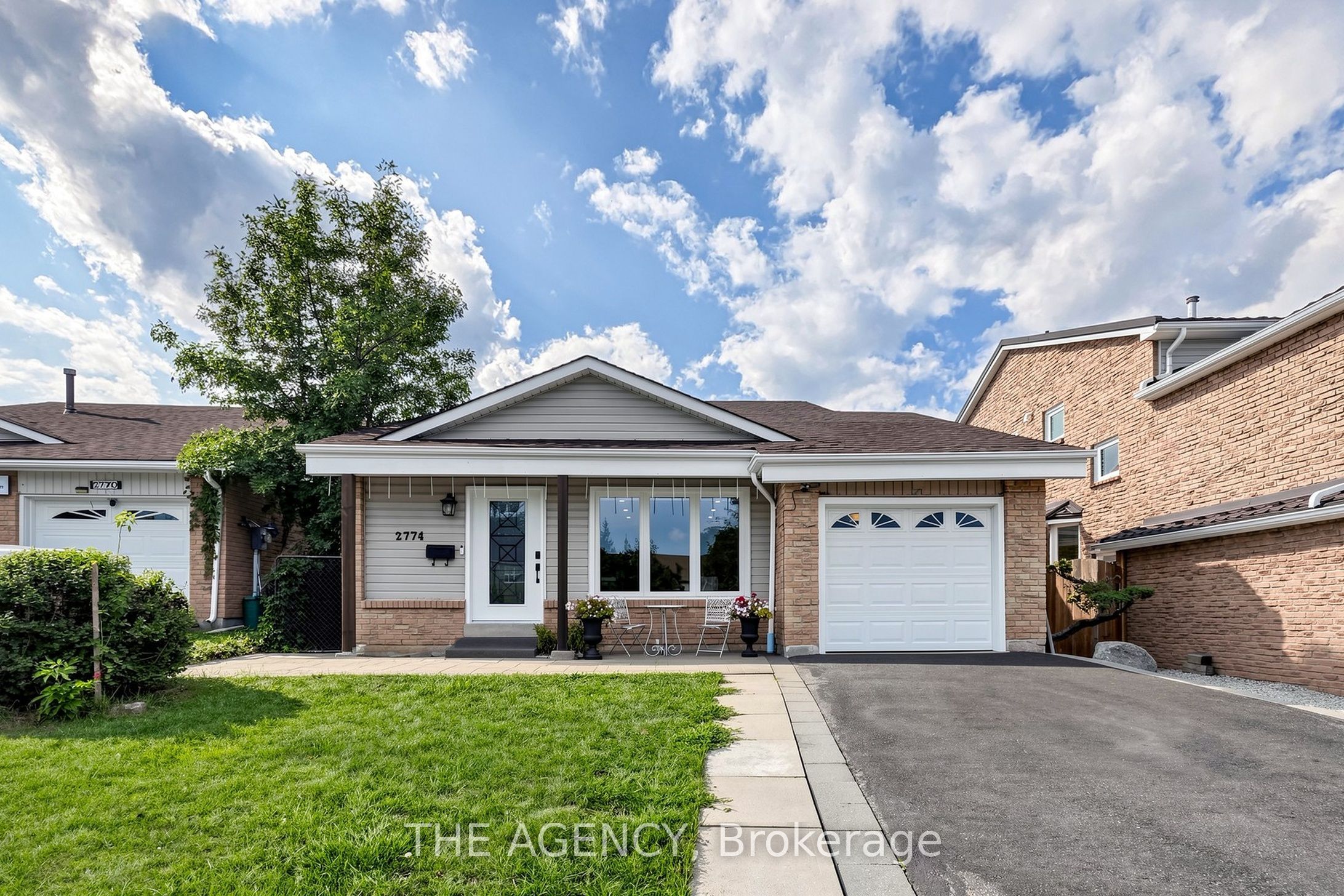 2774 Quill Crescent, Mississauga, ON L5N 2G9