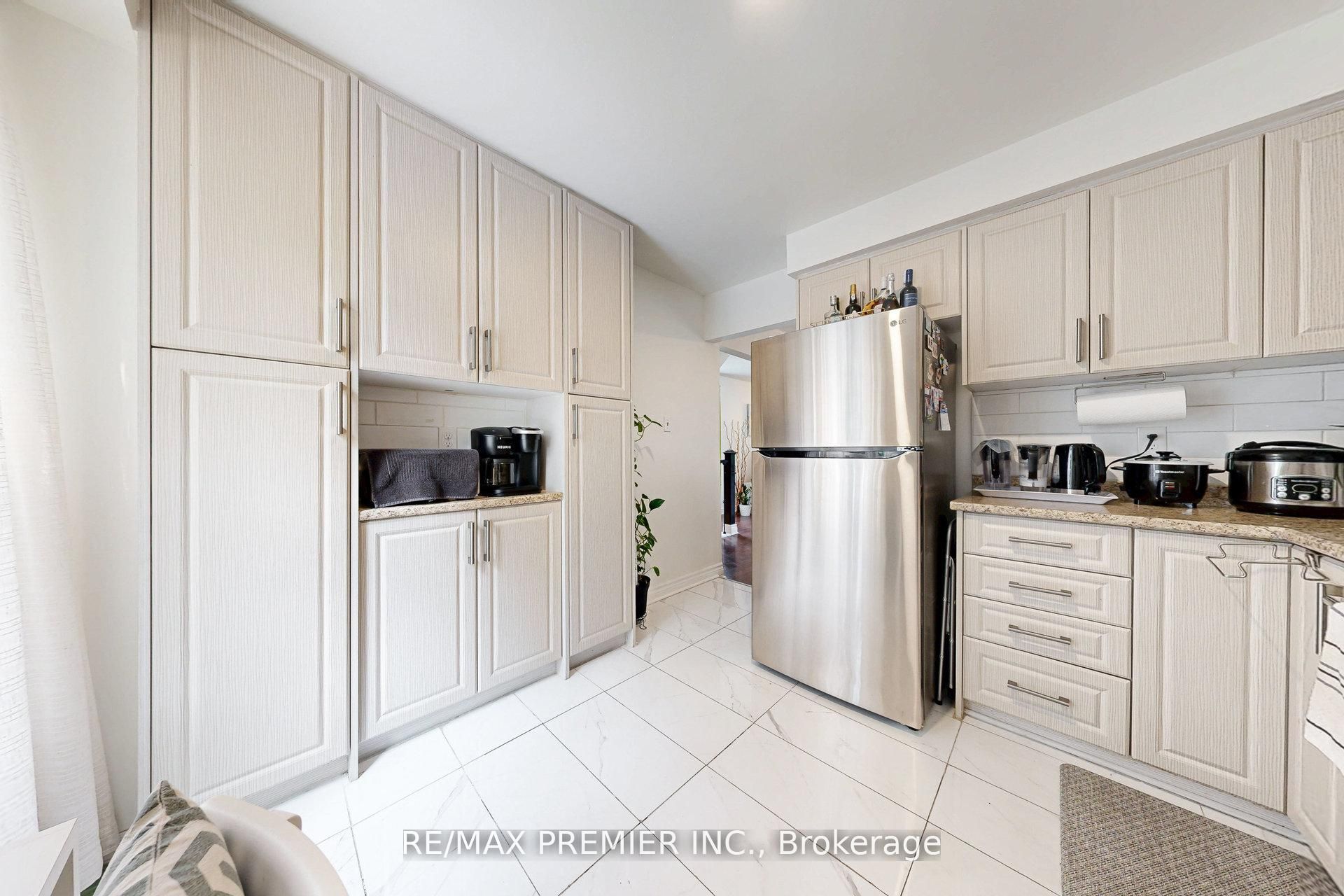 120 Ellerslie Road, Brampton, ON L6T 4C3 photo 4