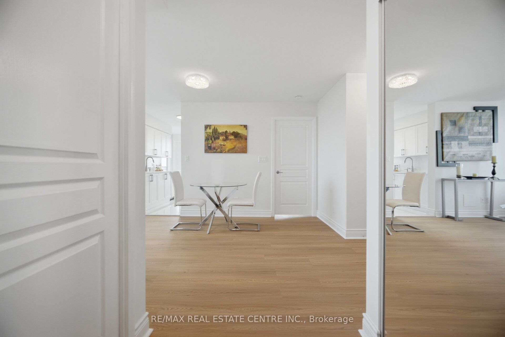 4879 Kimbermount Avenue 1509, Mississauga, ON L5M 7R8 photo 4