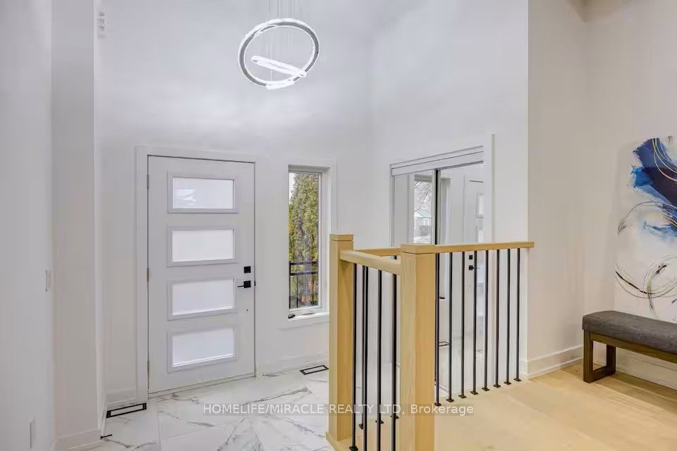 100 Macdonald Street, Toronto, ON M8V 1Y4 photo 2