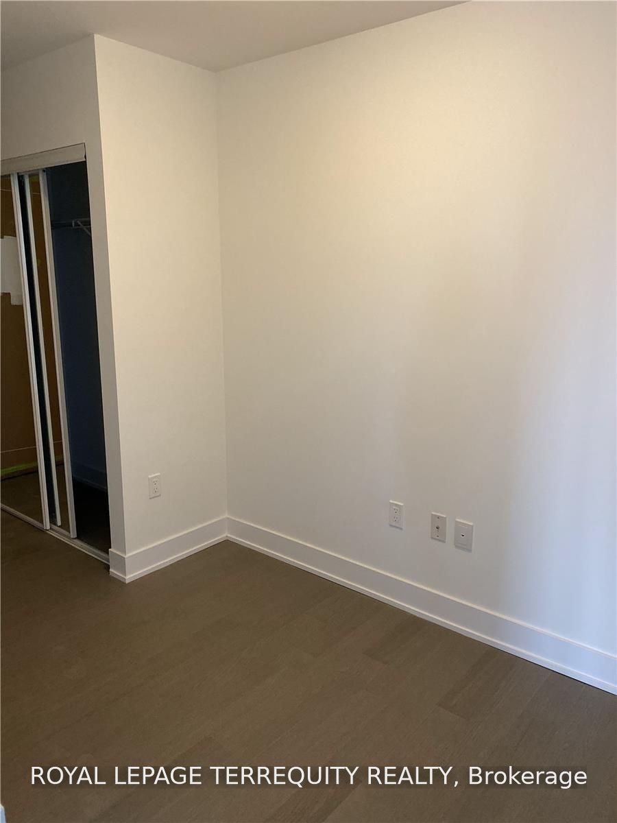 20 Shore Breeze Drive 3904, Toronto, ON M8V 0C7 photo 5