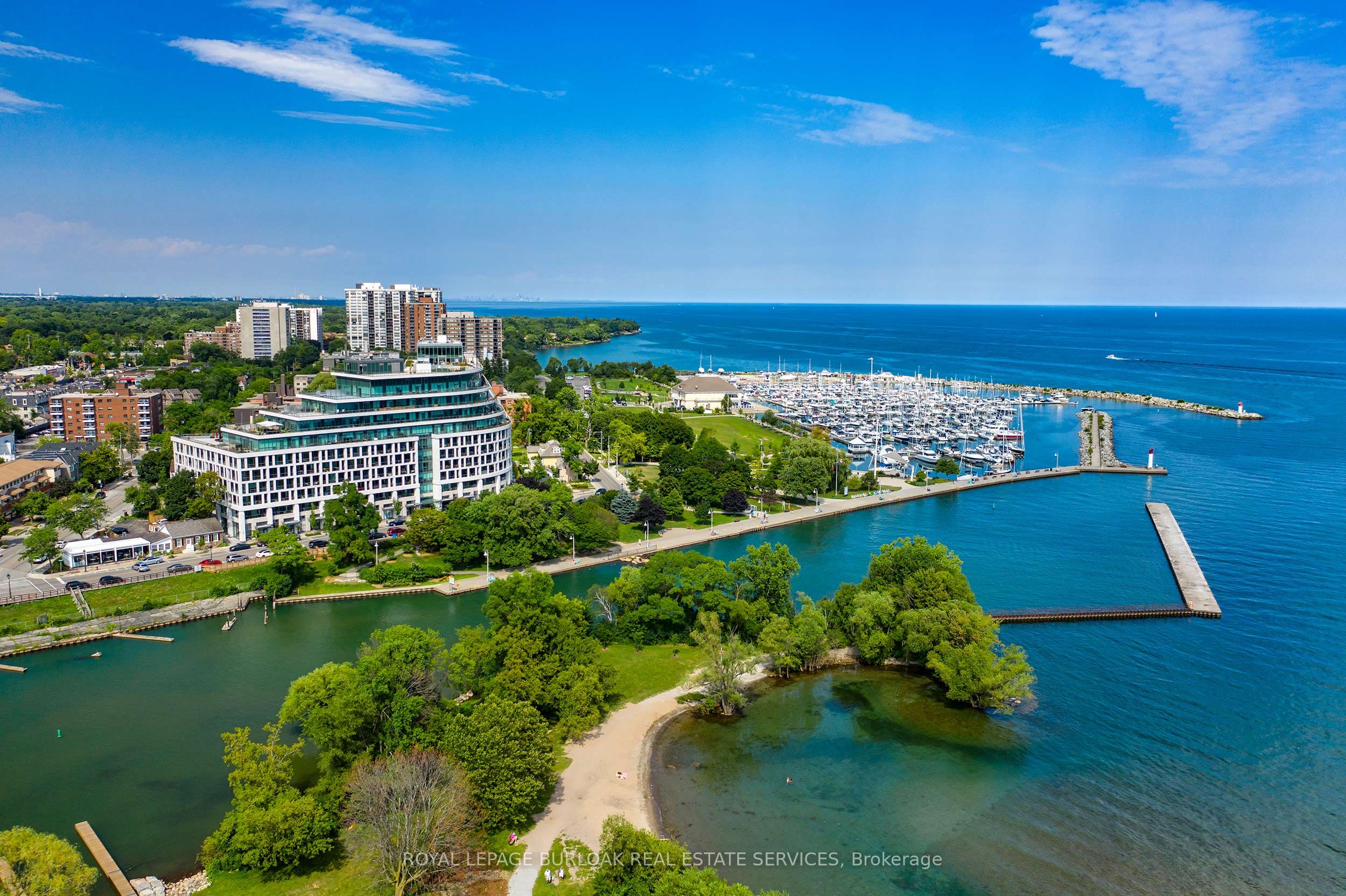 11 Bronte Road 206, Oakville, ON L6L 0E1