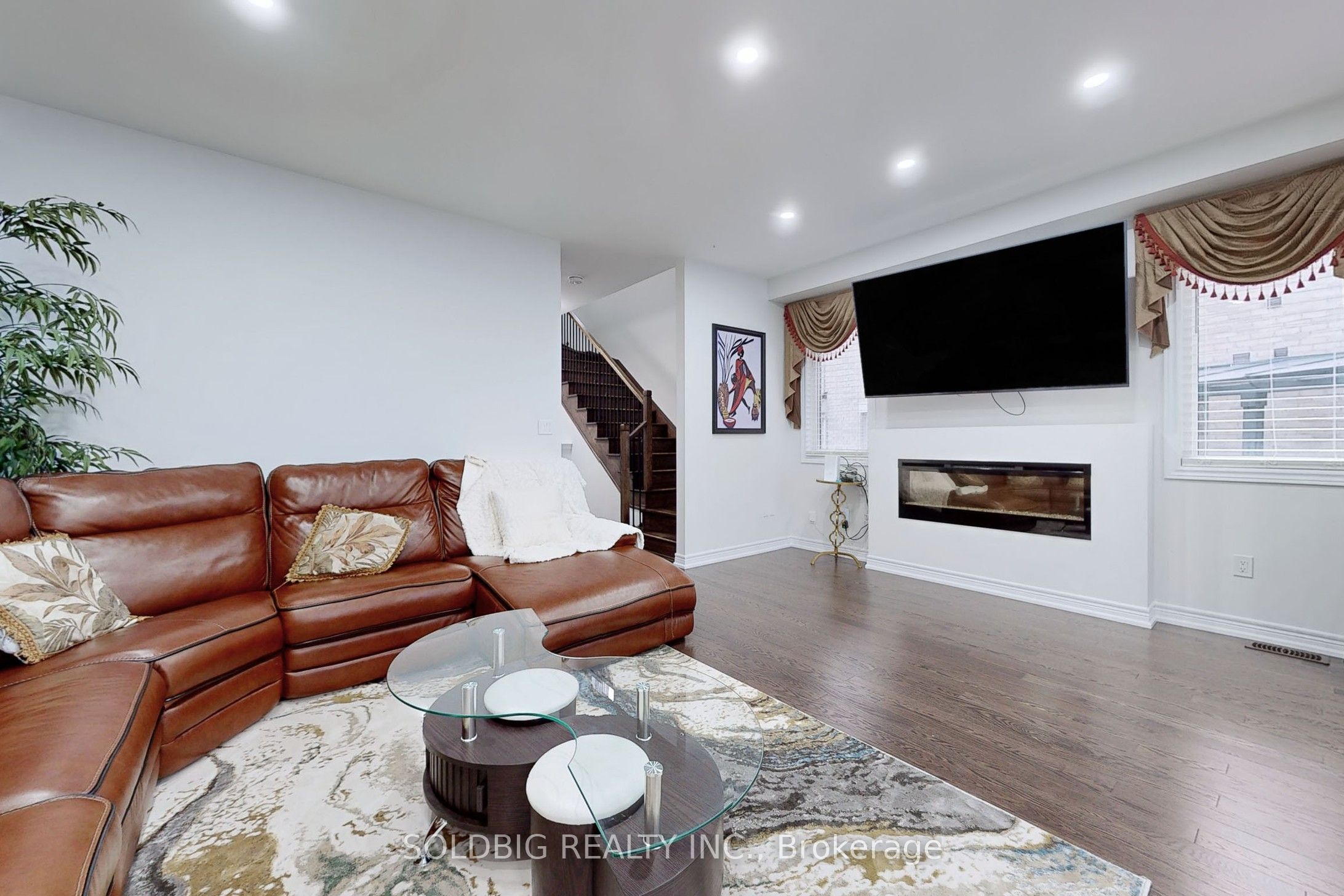 1265 CHEE CHEE Landing, Milton, ON L9E 1L2 photo 4