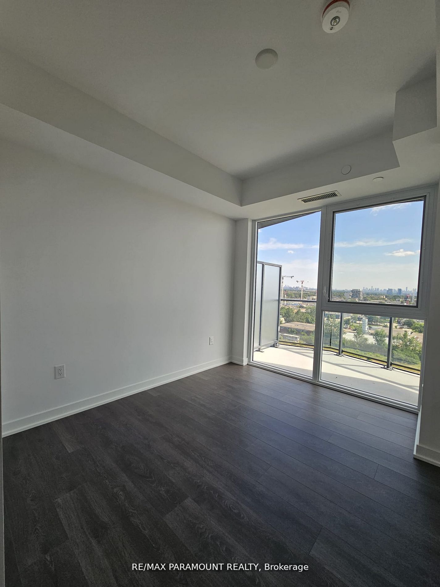 36 Zorra Street 1008, Toronto, ON M8Z 4Z7 photo 3
