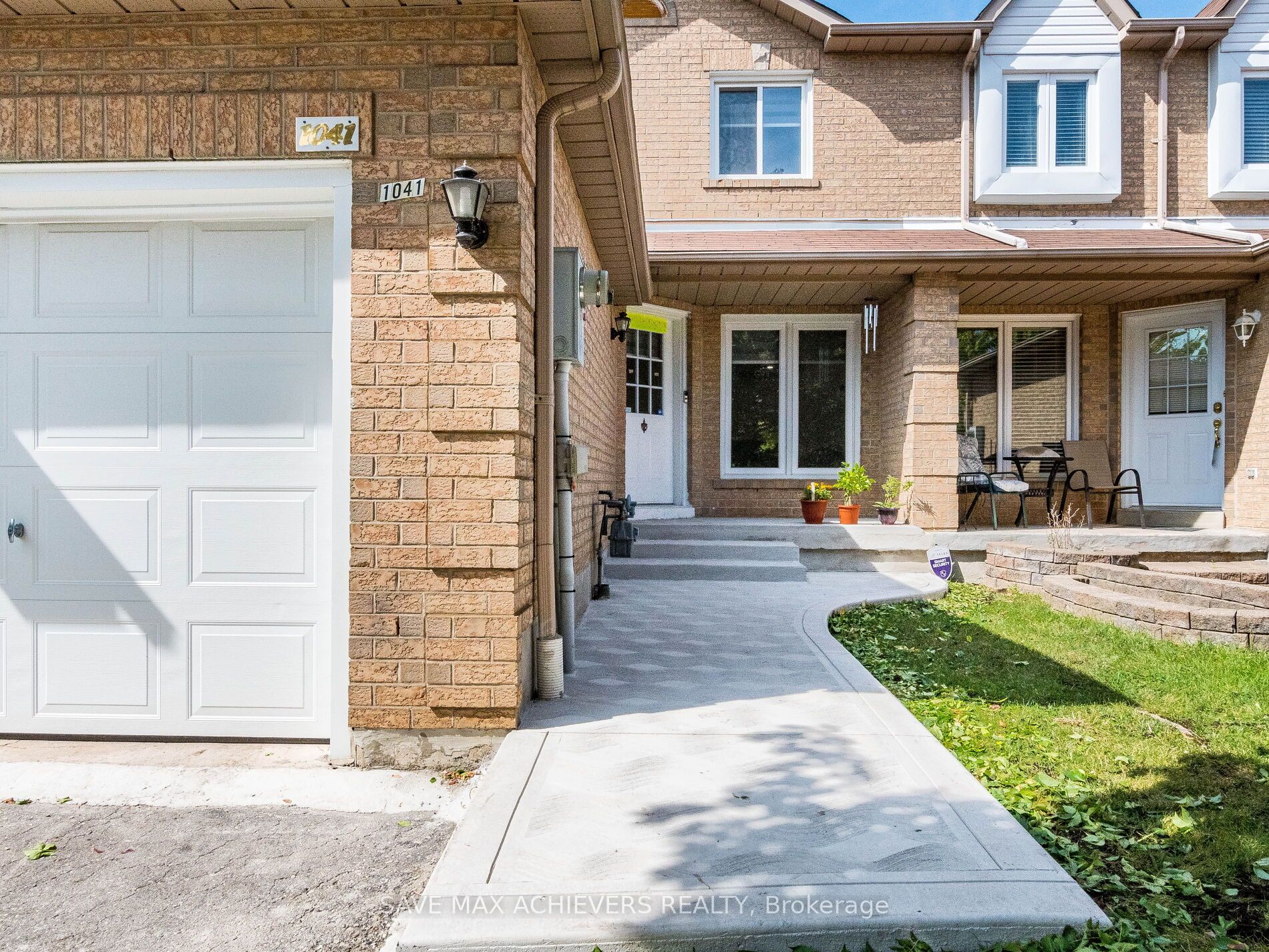 1041 Blizzard Road, Mississauga, ON L5V 1T2 photo 5
