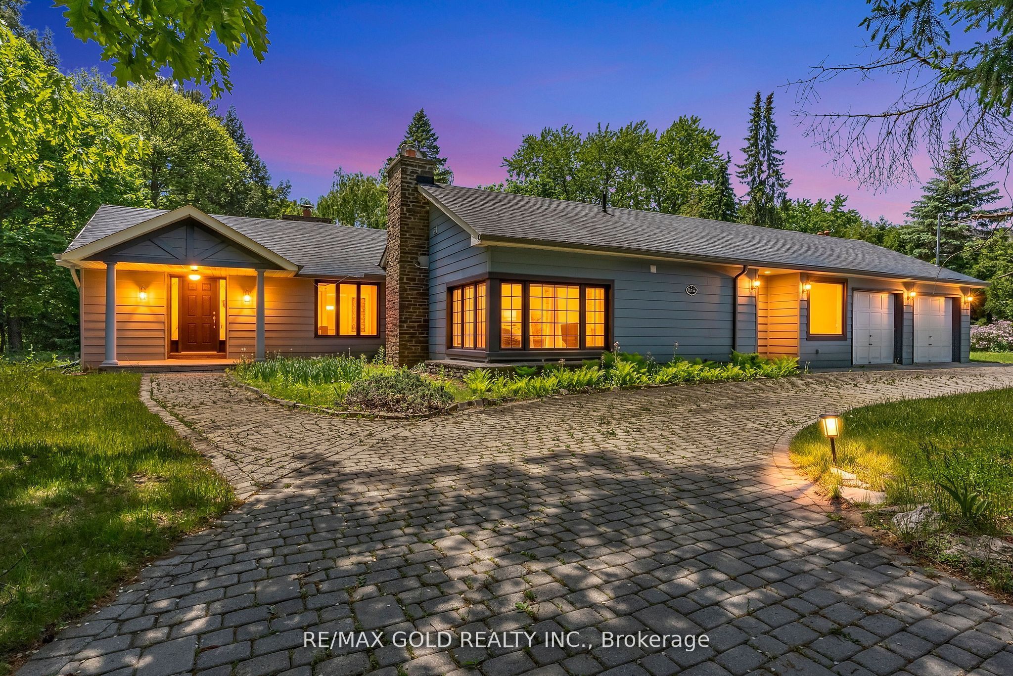 1356 Oak Lane, Mississauga, ON L5H 2X7