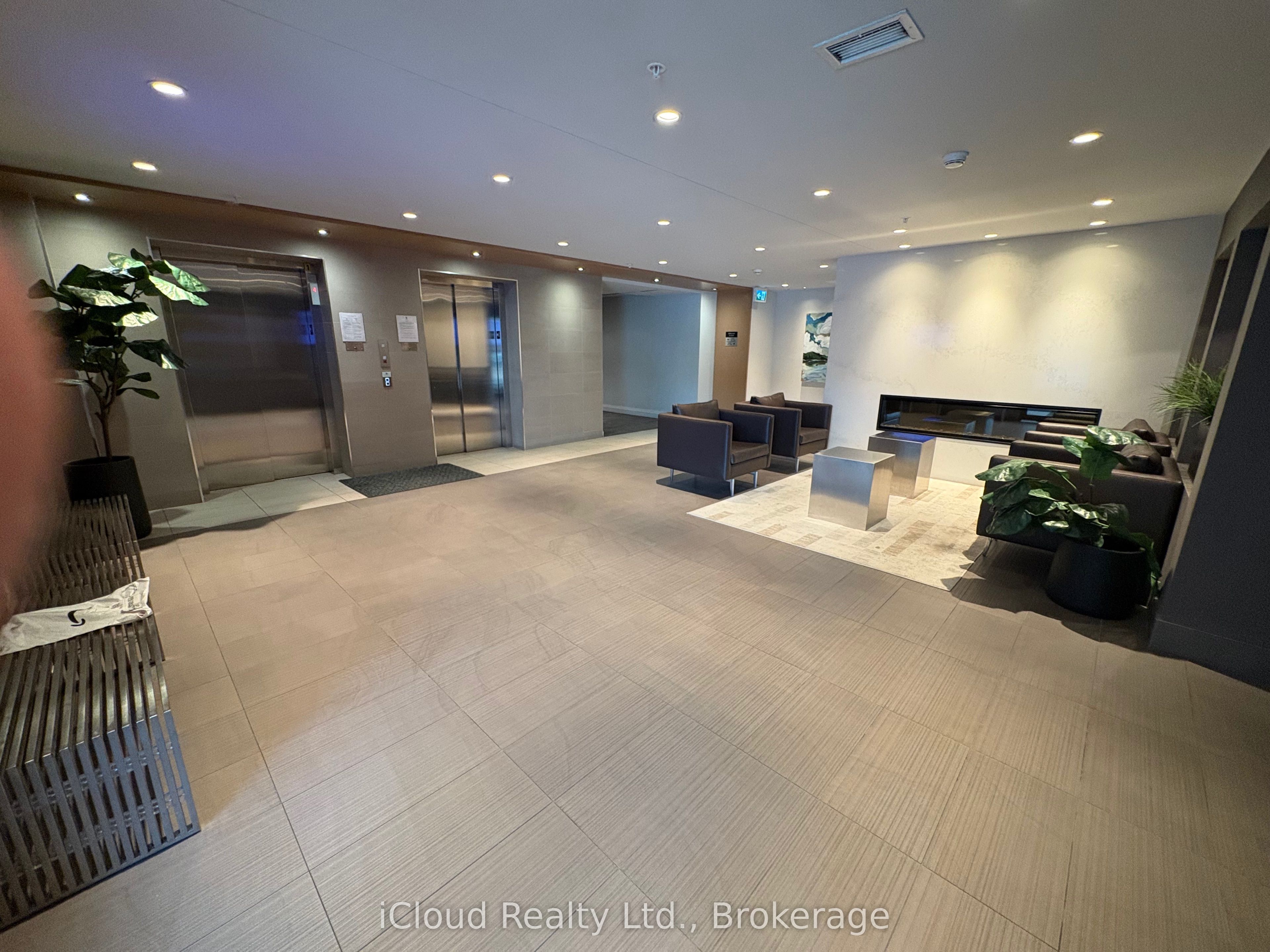 1105 Leger Way 625, Milton, ON L9E 1K7 photo 2