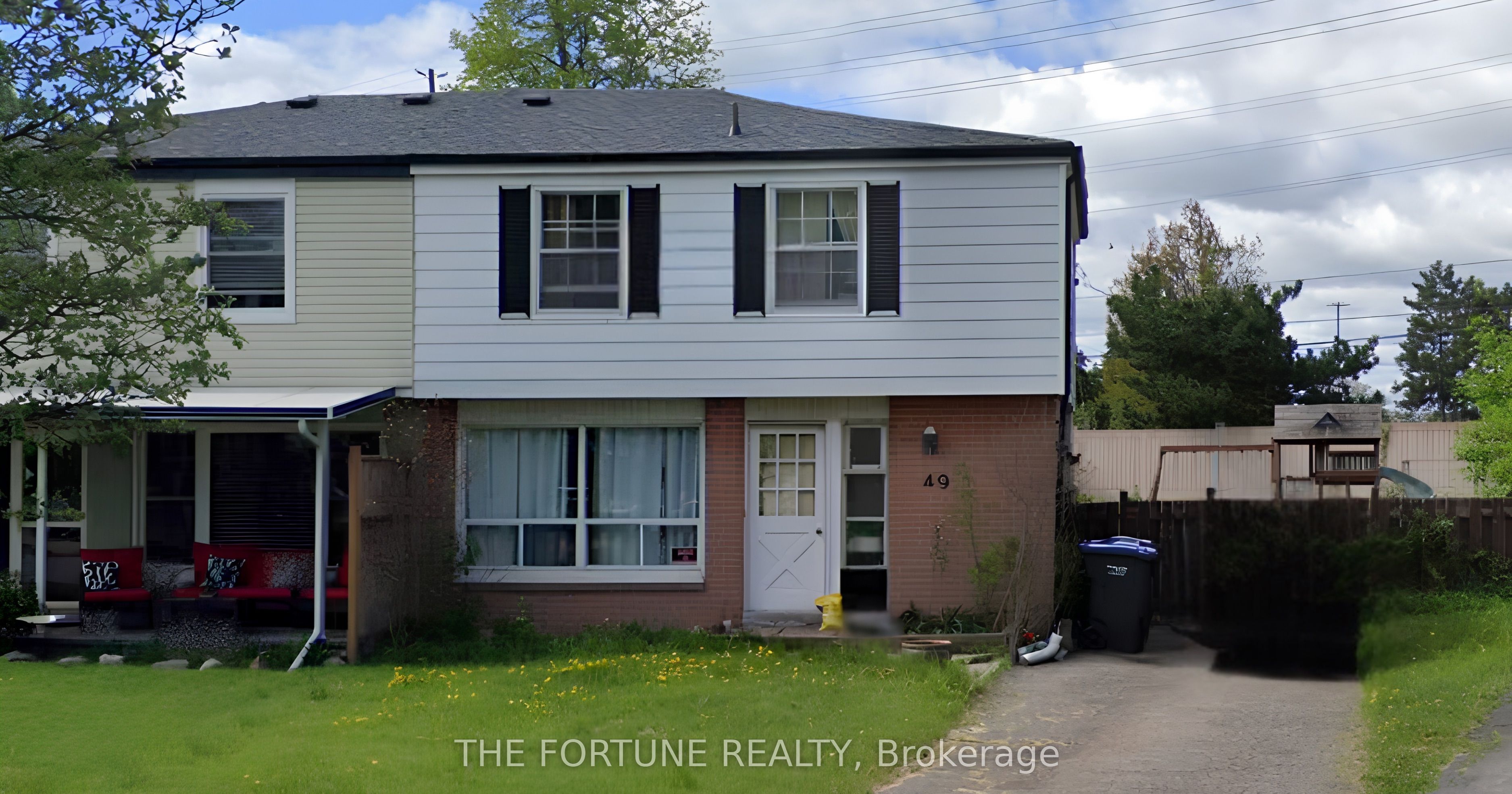 49 Brentwood Drive, Brampton, ON L6T 1R1
