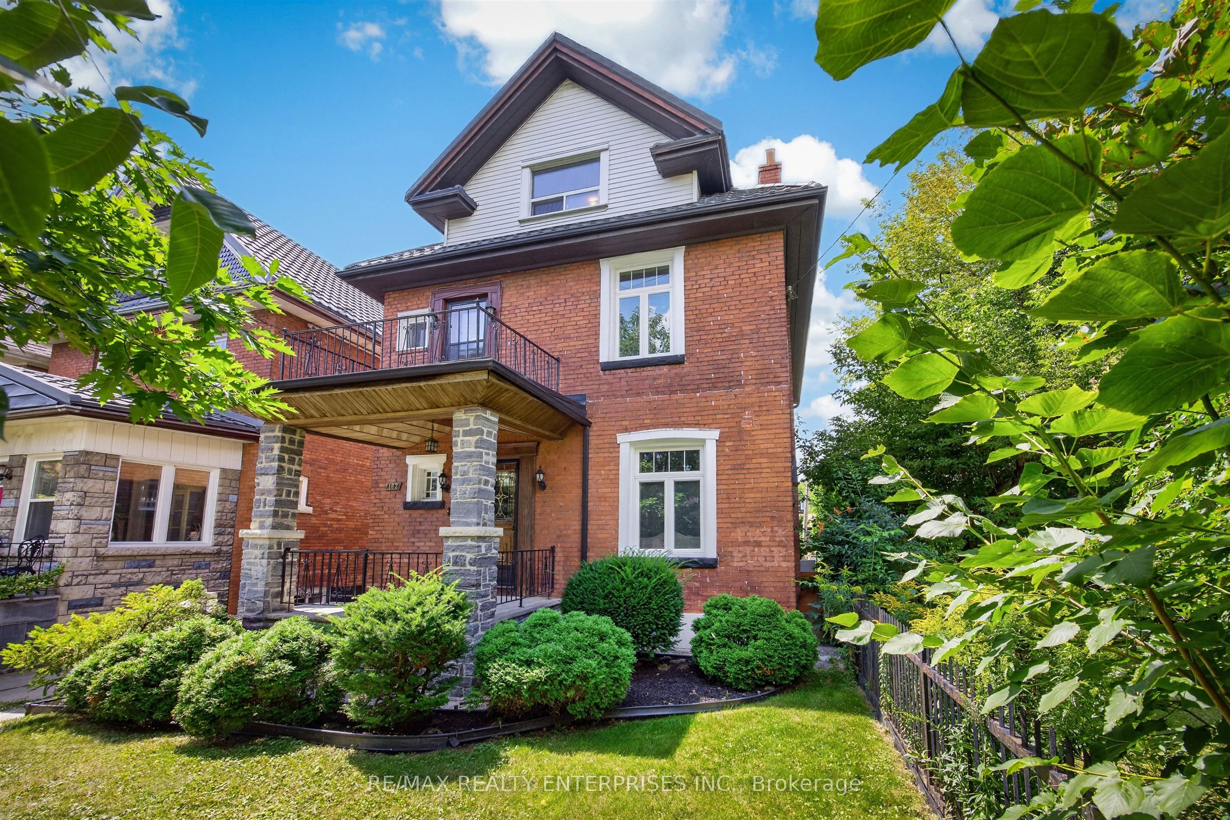 162 Mavety Street, Toronto, ON M6P 2L9 photo 3