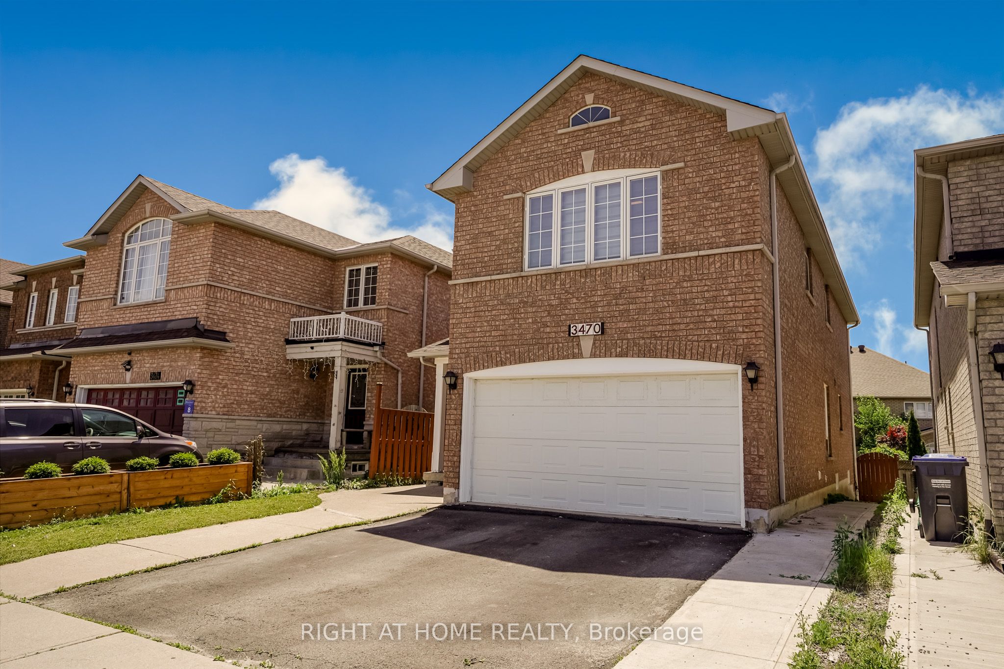 3470 Crimson King Circle Bsmt, Mississauga, ON L5N 8M9