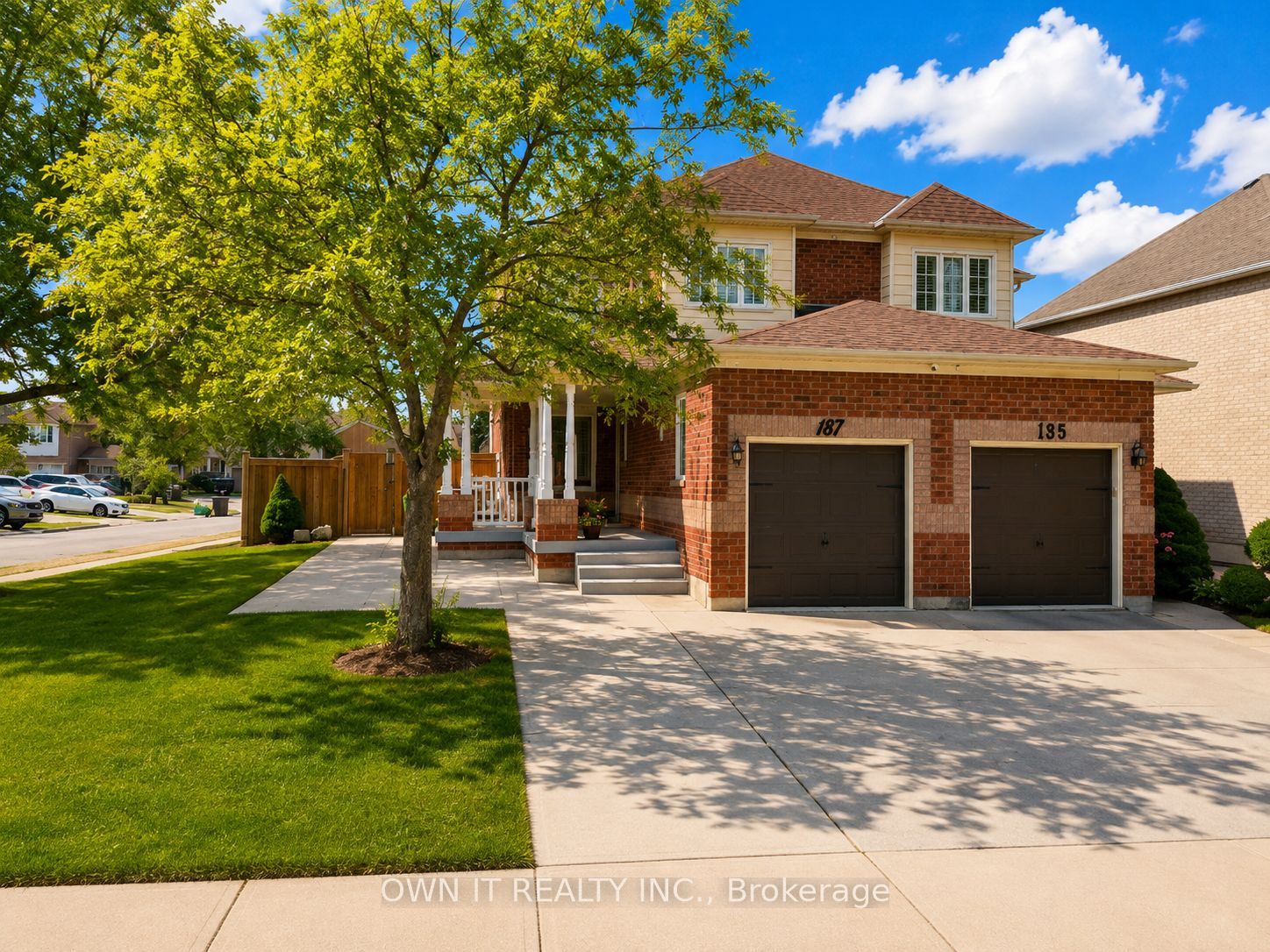 137 Prairie Rose Circle, Brampton, ON L6R 1R5 photo 2