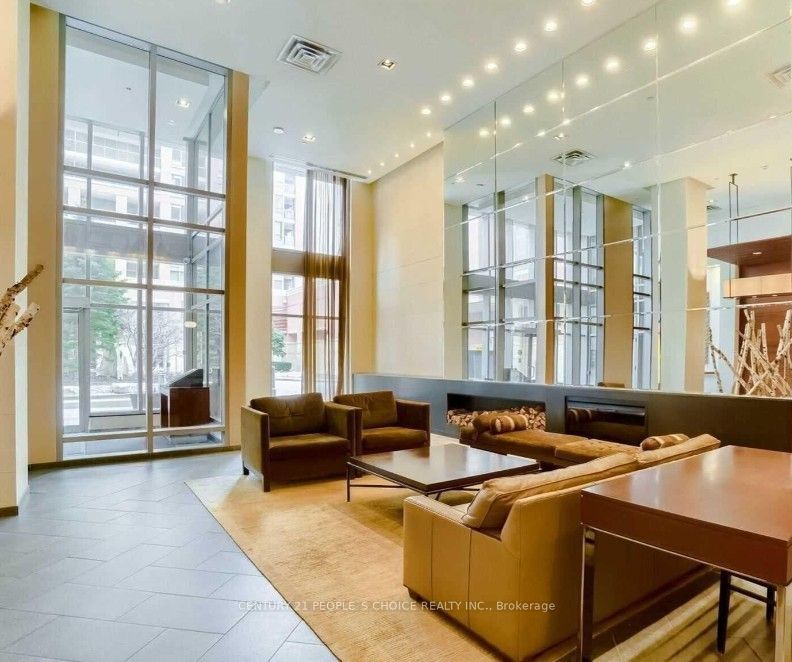 4080 Living Arts Drive 502, Mississauga, ON L5B 4N3 photo 3