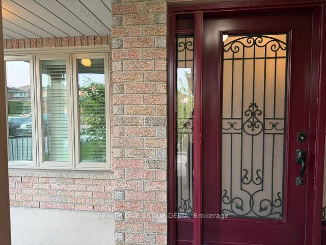 24 Arborview Crescent Upper, Toronto, ON M9W 7B3 photo 4