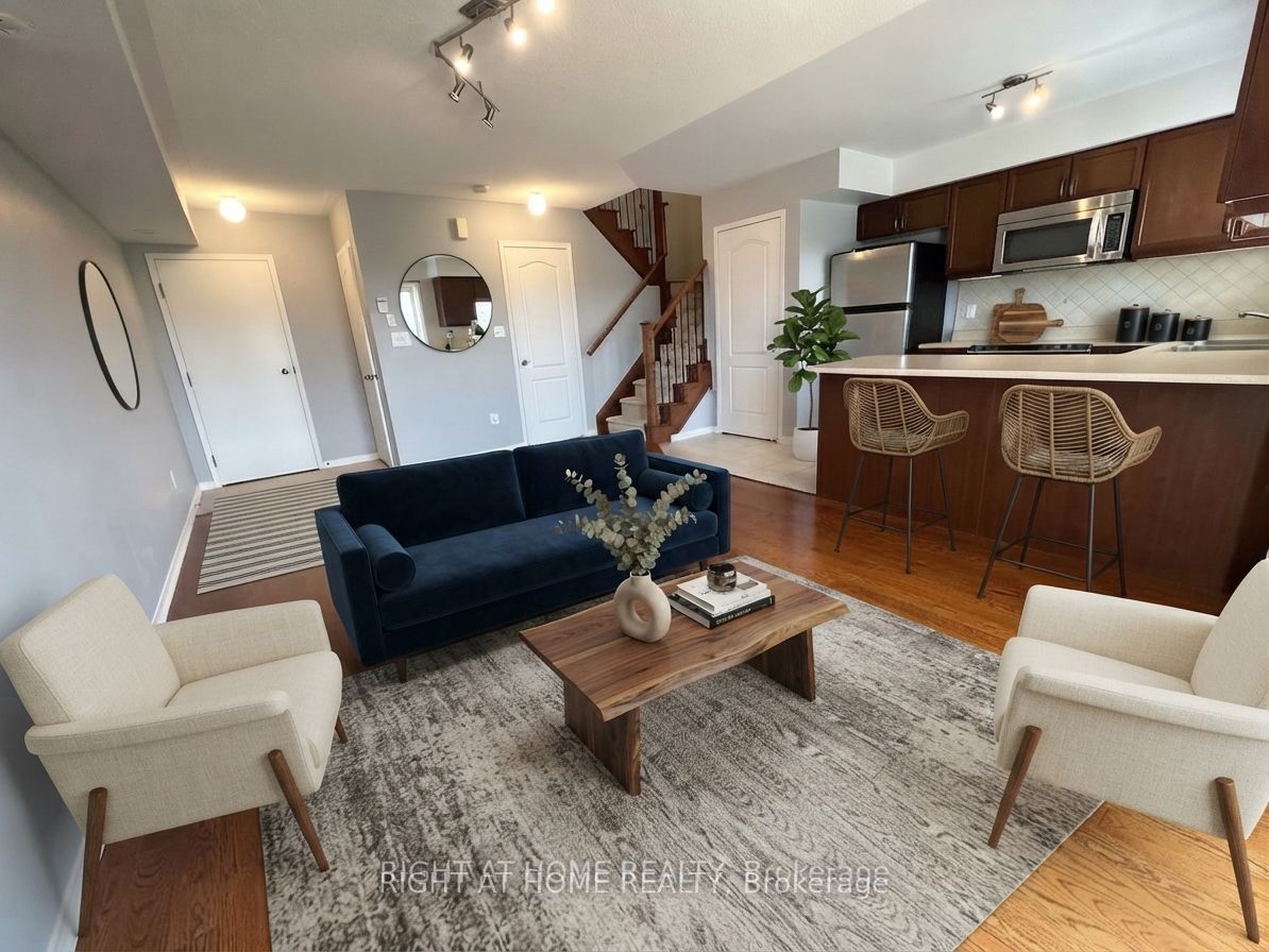 35 Hays Boulevard 10, Oakville, ON L6H 0J1 photo 4