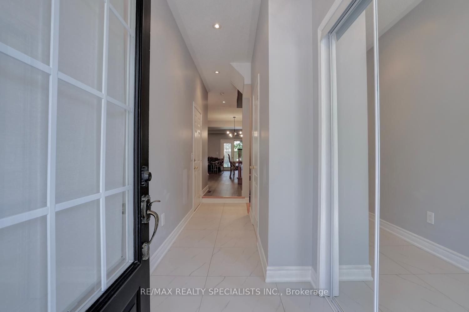 2401 Fifth Line W 8, Mississauga, ON L5K 1V9 photo 4