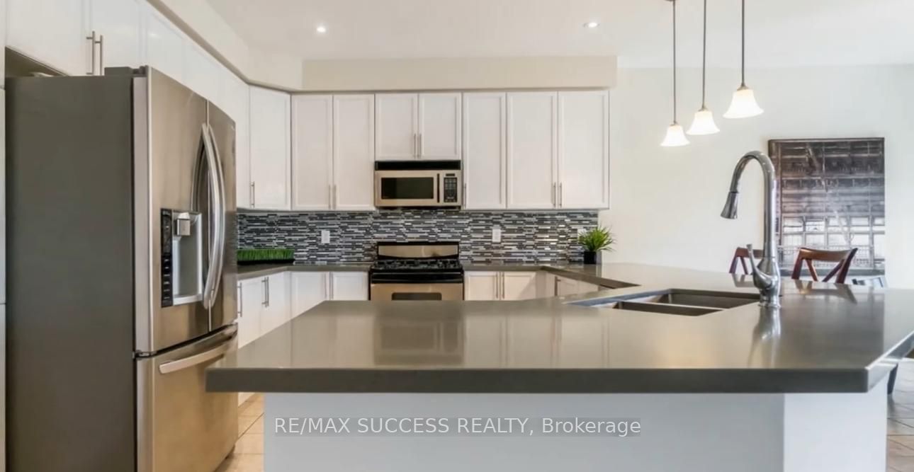 5847 Summerside Drive, Mississauga, ON L5M 6J5 photo 4