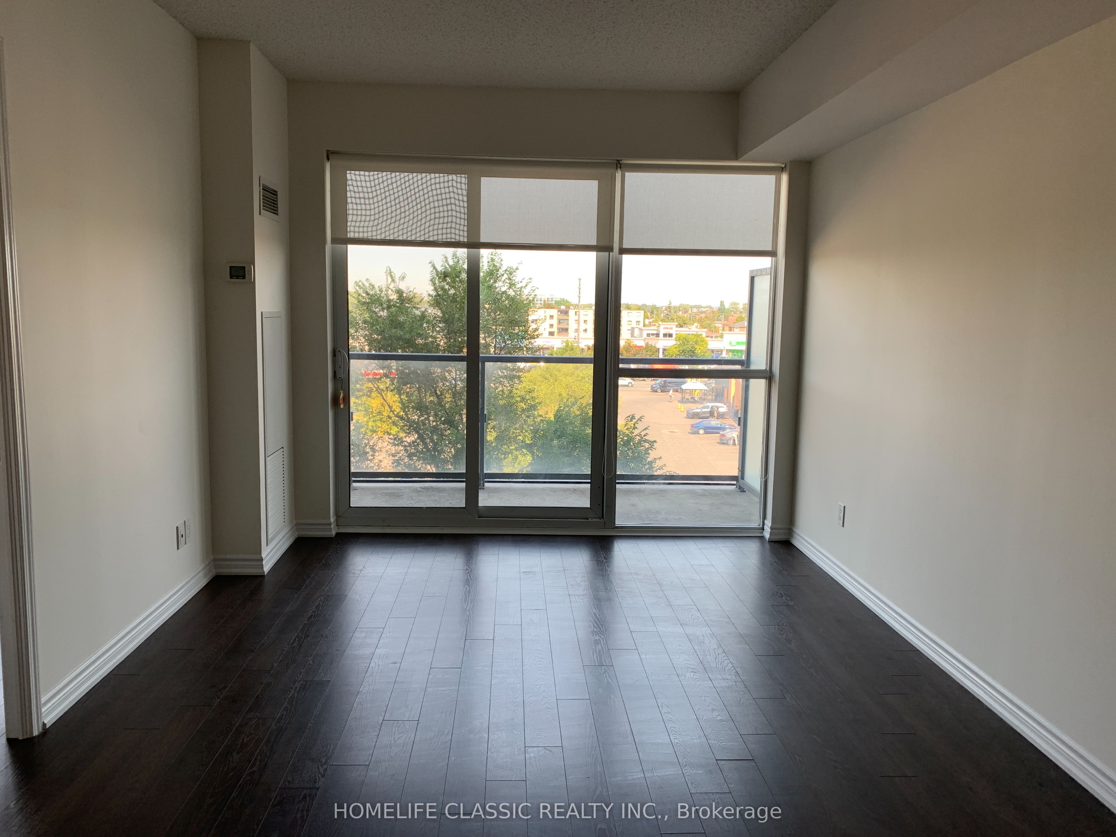 15 James Finlay Way, Toronto, ON M3M 0B3 photo 2