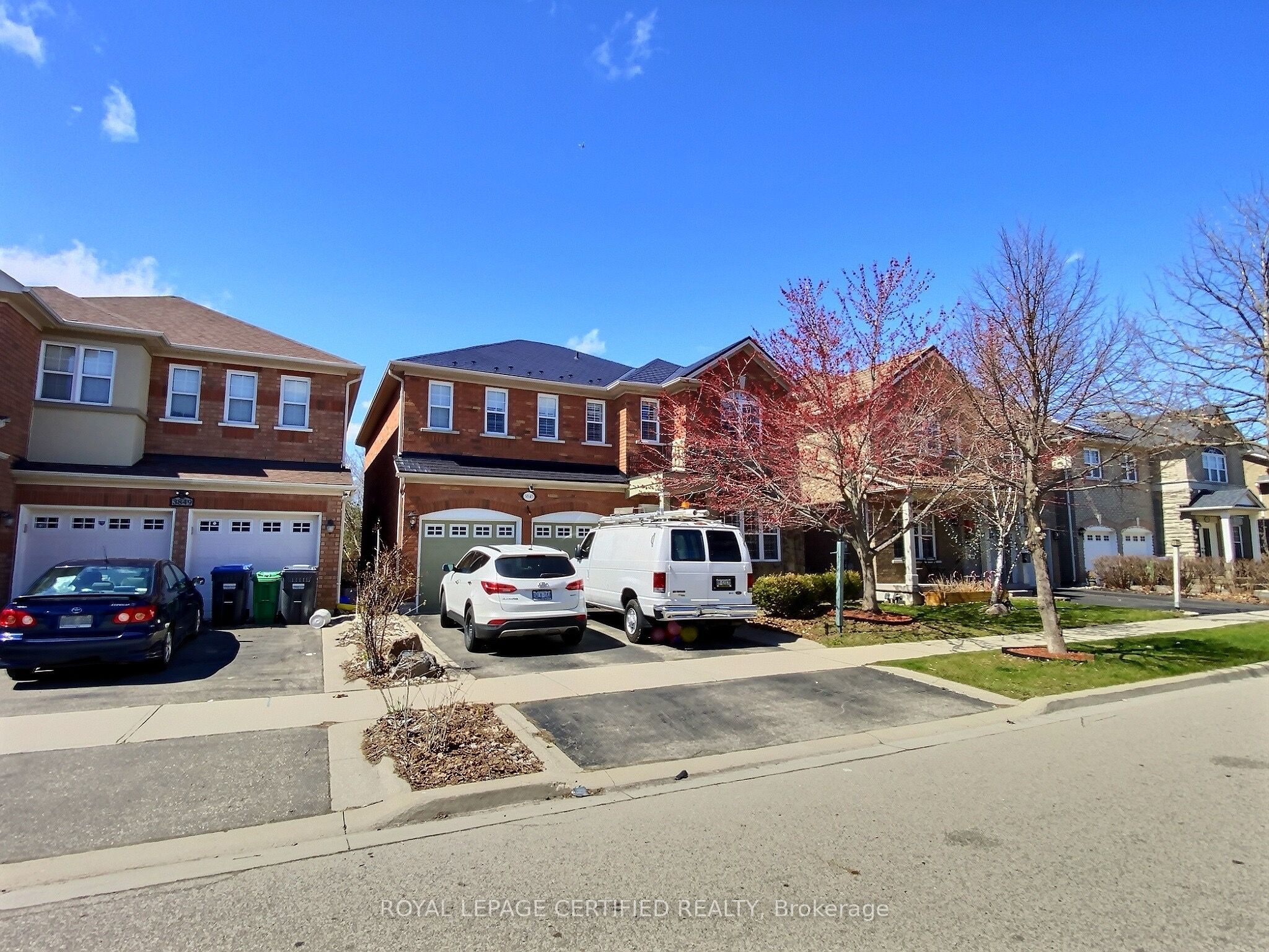 3845 Brinwood Gate W, Mississauga, ON L5M 7H3 photo 2