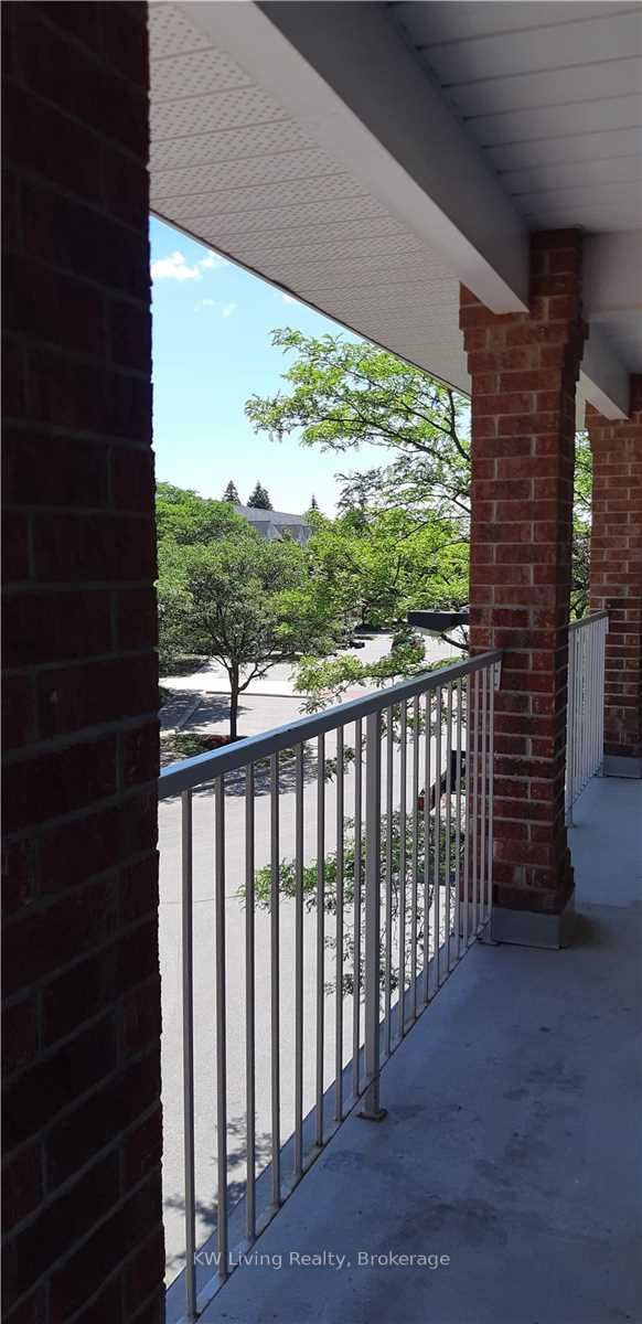 101 Bristol Road E 223, Mississauga, ON L4Z 3P4 photo 3