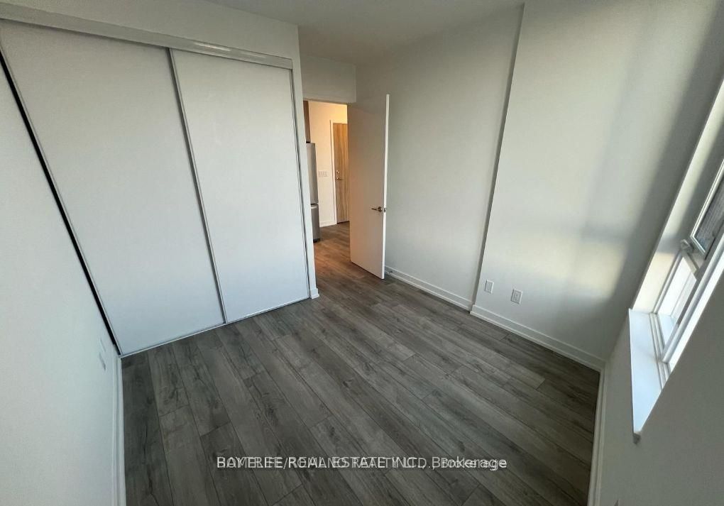 3100 Keele Street 1014, Toronto, ON M3M 0E1 photo 5
