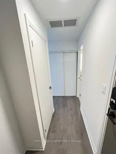 4015 The Exchange 1101, Mississauga, ON L5B 0N9 photo 3