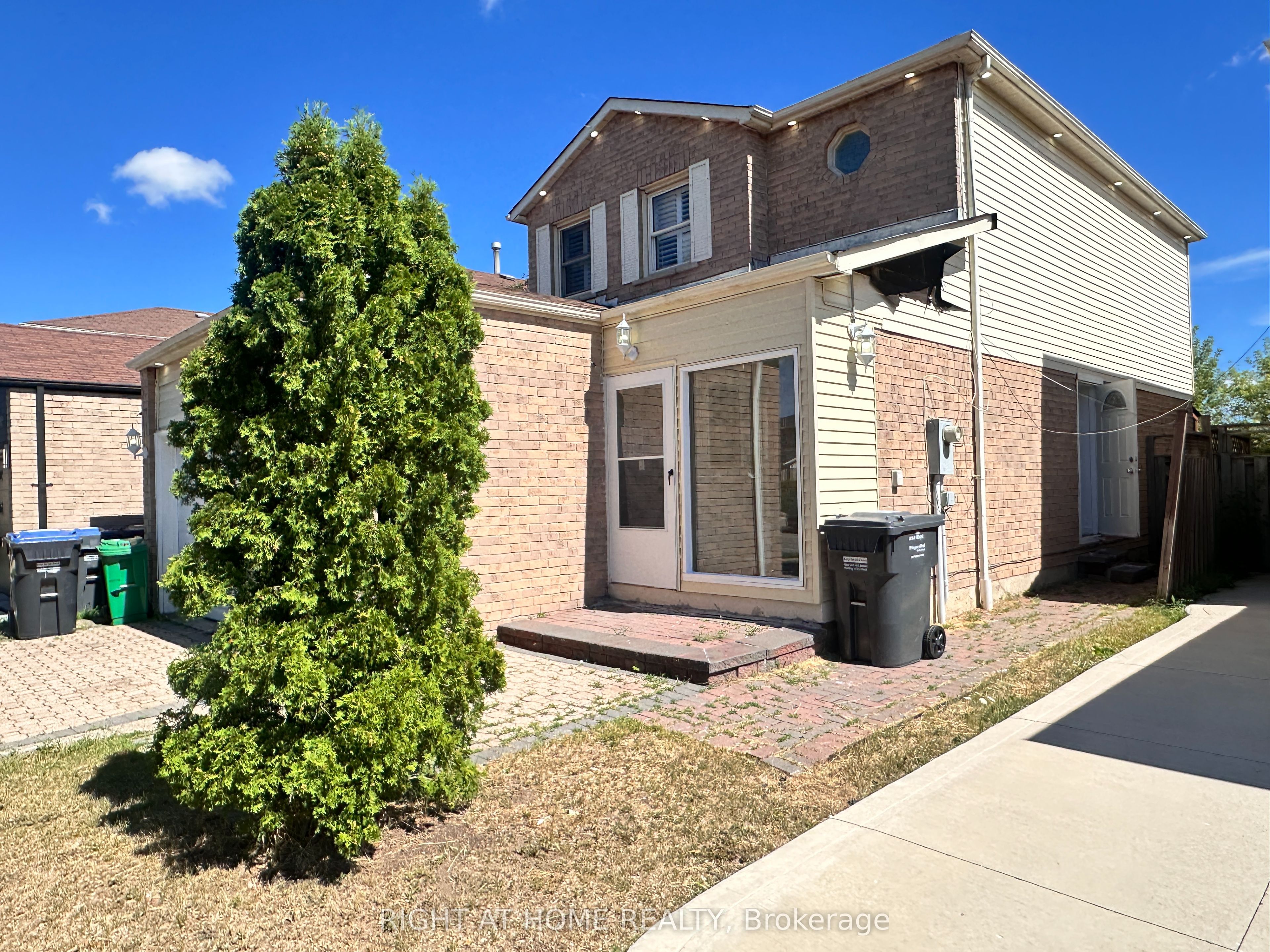 1791 Princelea Place, Mississauga, ON L5M 3R9 photo 2