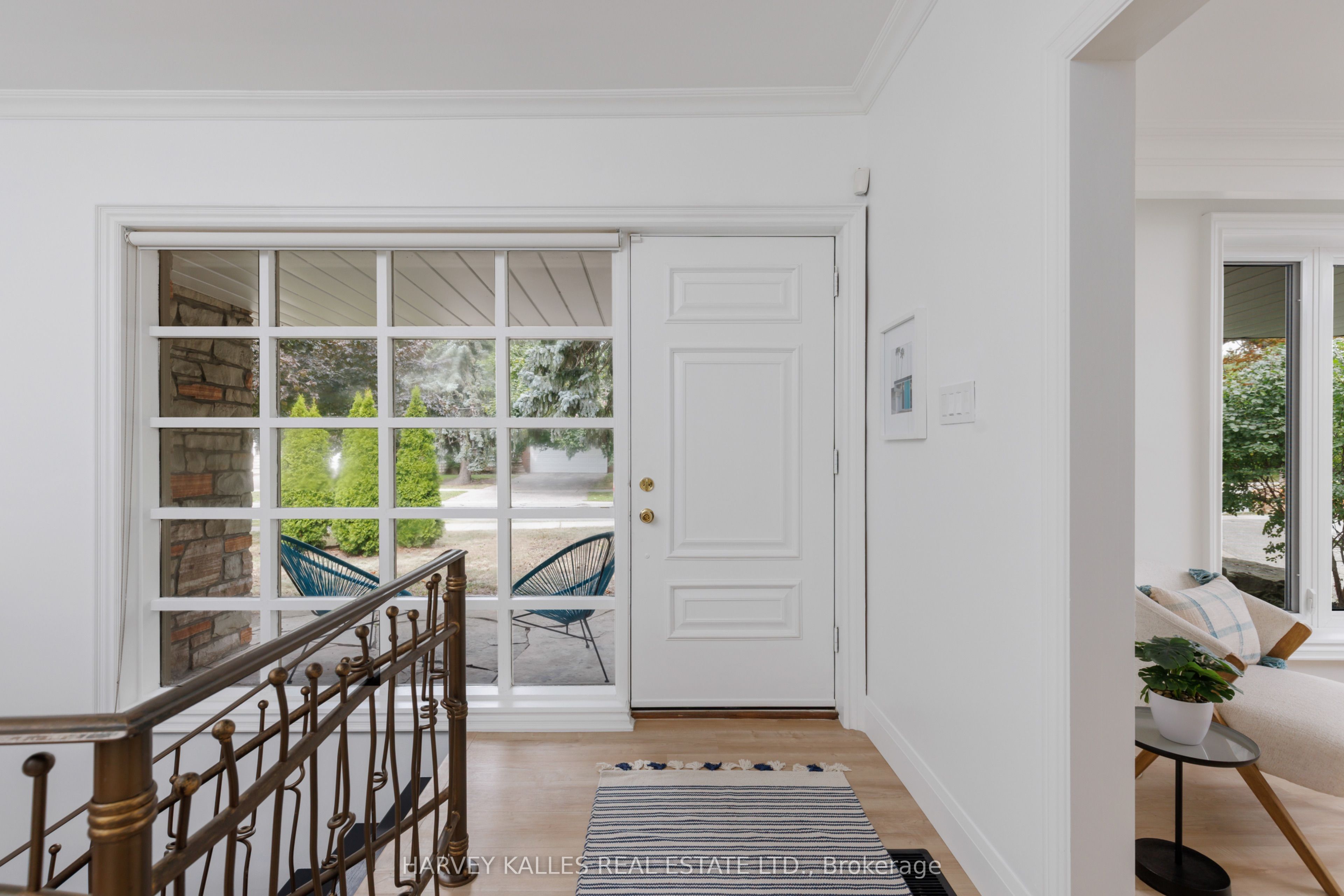 215 Edenbridge Drive, Toronto, ON M9A 3G9 photo 4