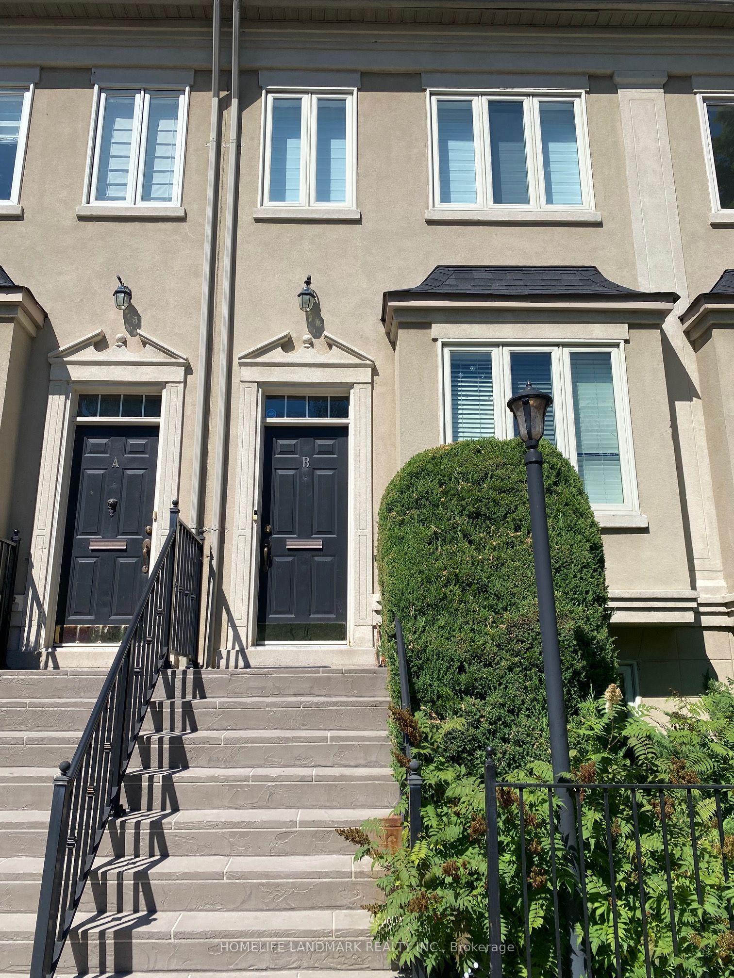 2283 W Lake Shore Boulevard W B, Toronto, ON M8V 1A6 photo 2
