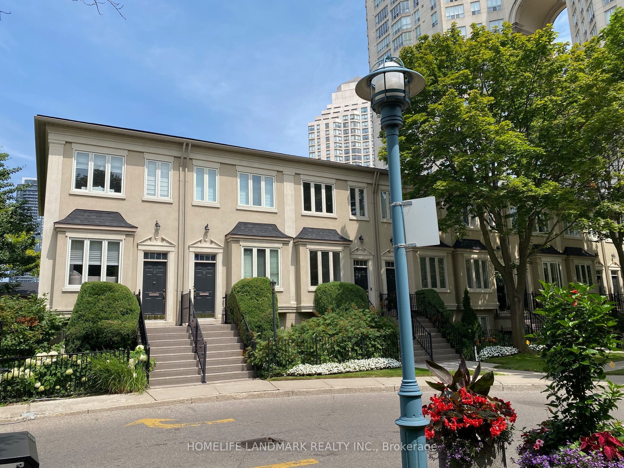 2283 W Lake Shore Boulevard W B, Toronto, ON M8V 1A6 photo 3