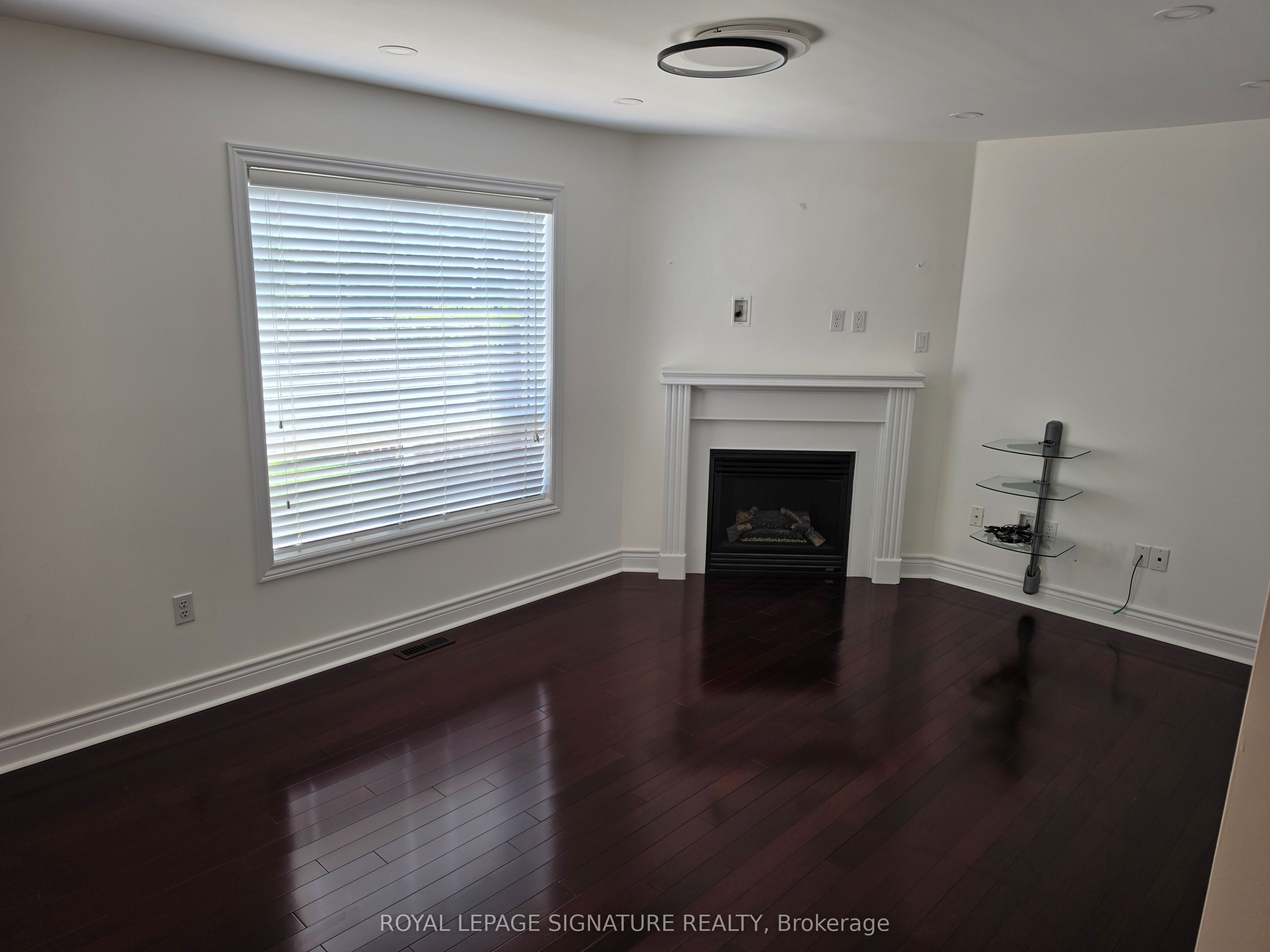 794 White Clover Way, Mississauga, ON L5V 3B8 photo 4