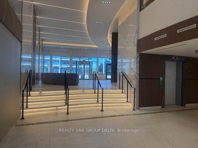 5081 Hurontario Street 1102, Mississauga, ON L4Z 3X7 photo 5