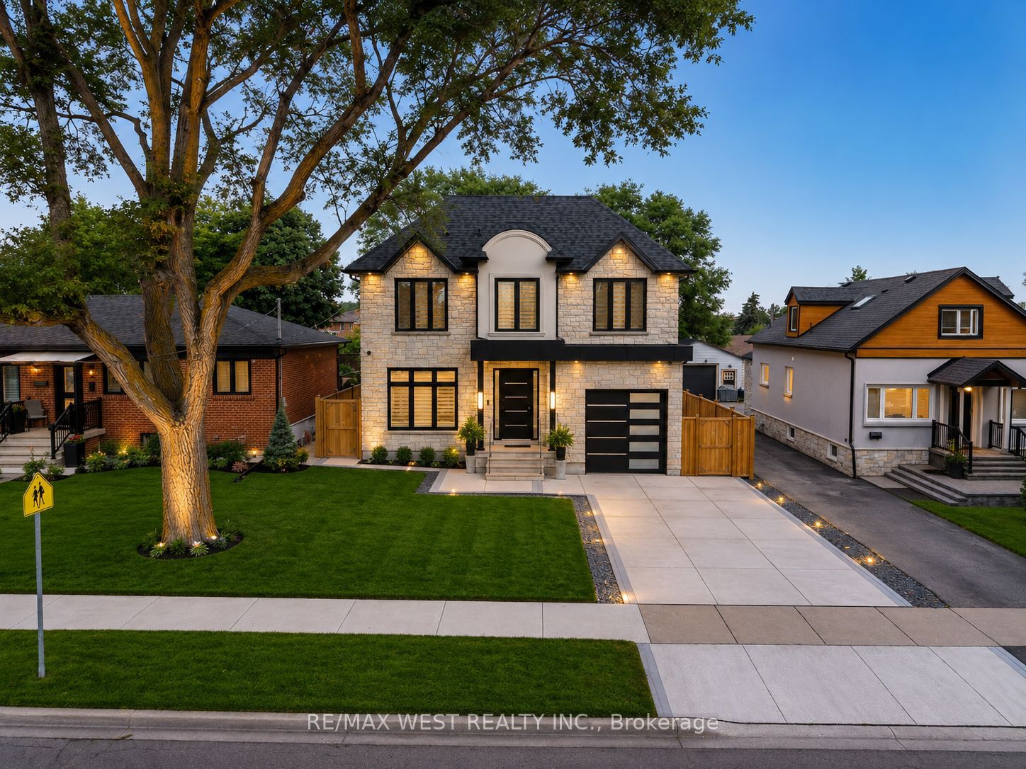46 Golfdown Drive, Toronto, ON M9W 2H7 photo 2
