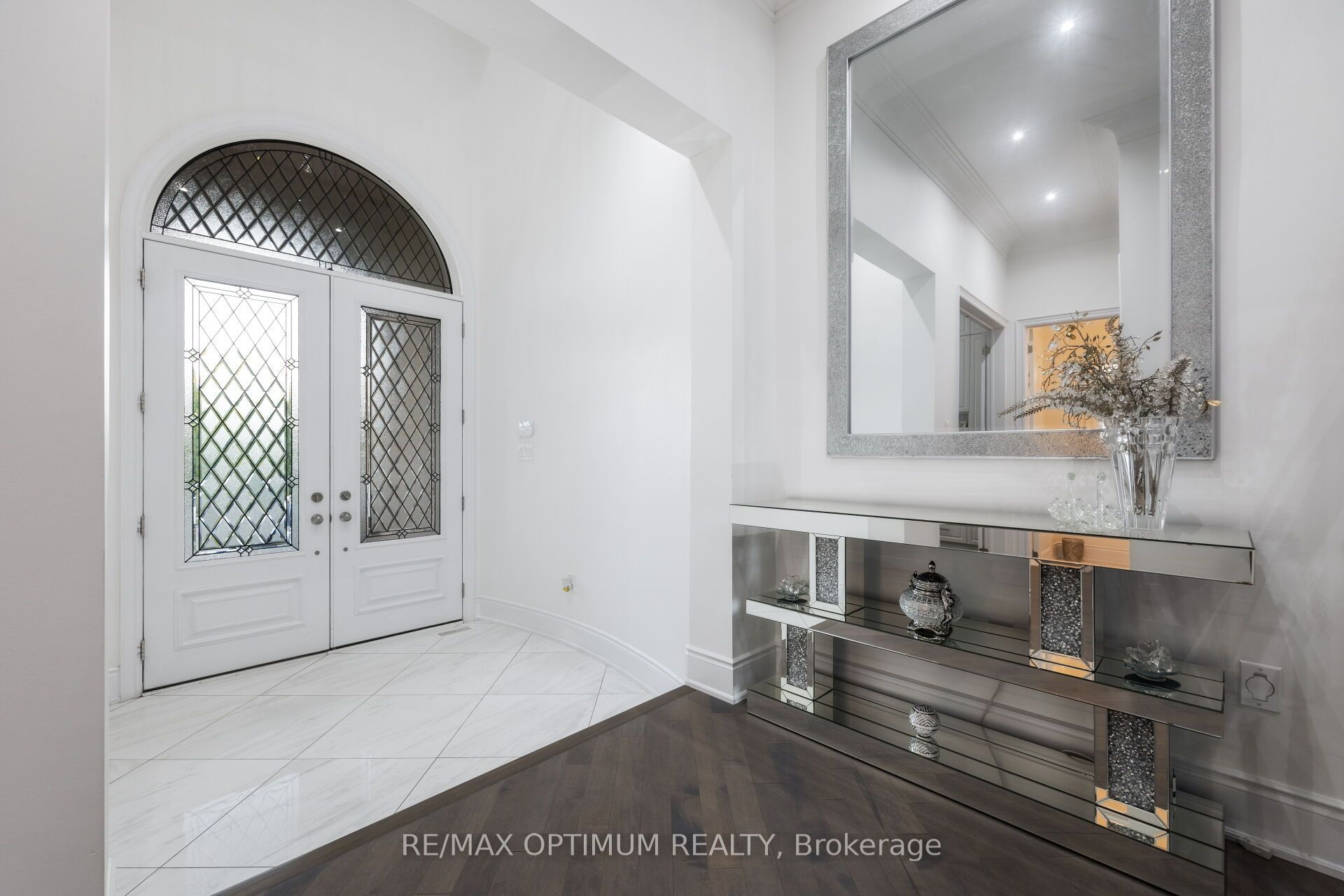 37 Elbern Markell Drive, Brampton, ON L6X 2X6 photo 4