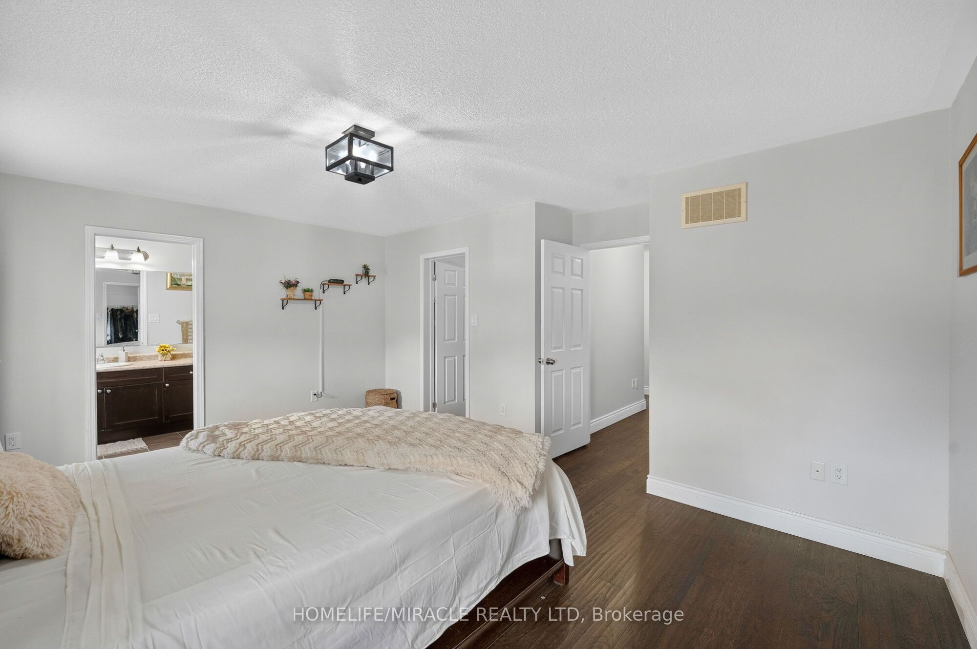 452 Tyrone Crescent, Milton, ON L9T 8J8 photo 5