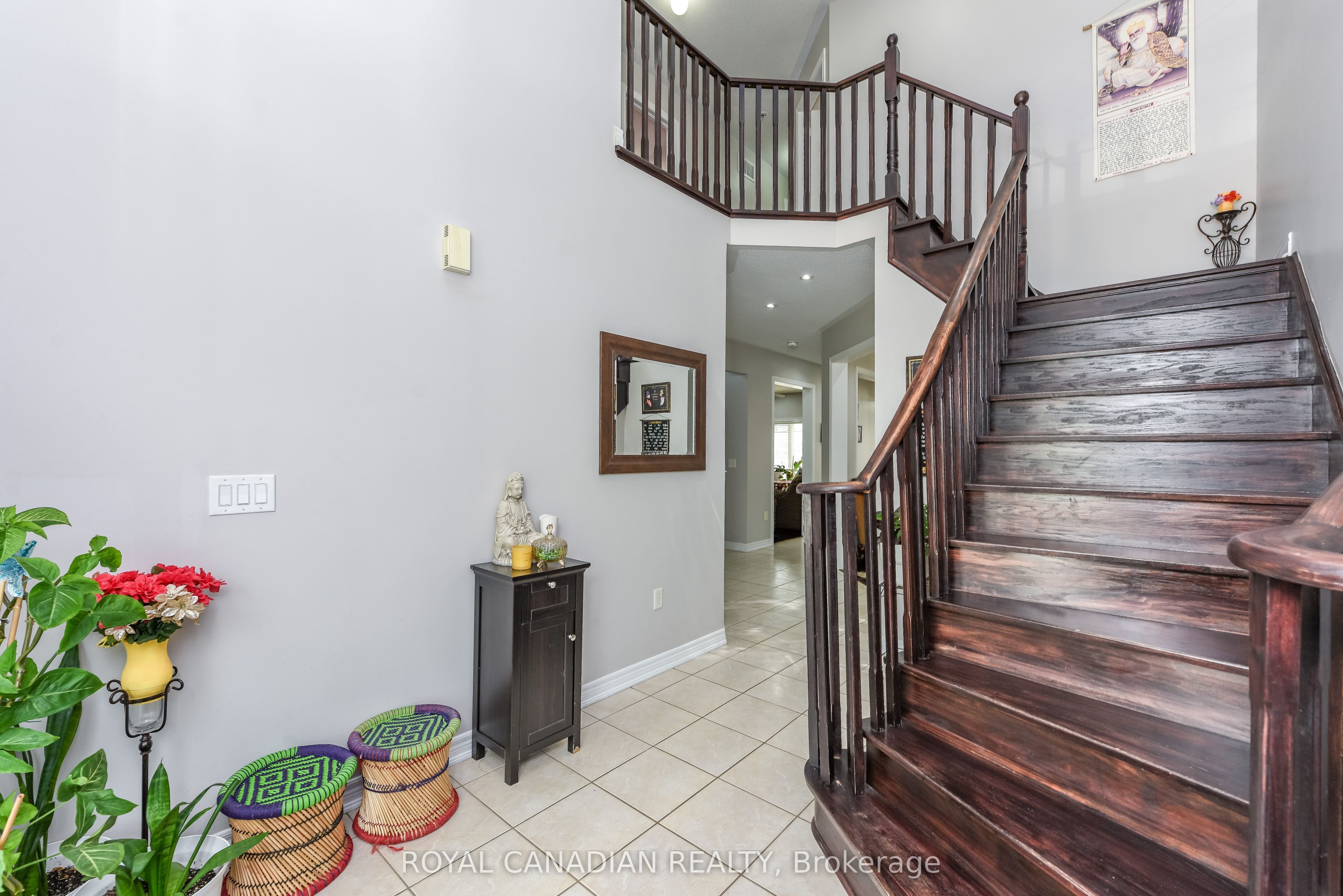 29 Dewside Drive, Brampton, ON L6R 3B7 photo 5