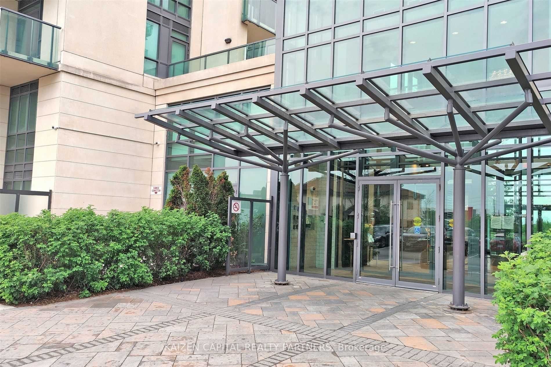 45 Yorkland Boulevard 205, Brampton, ON L6P 4B4 photo 3