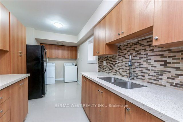 370 Dixon Road 102, Toronto, ON M9R 1T2 photo 2