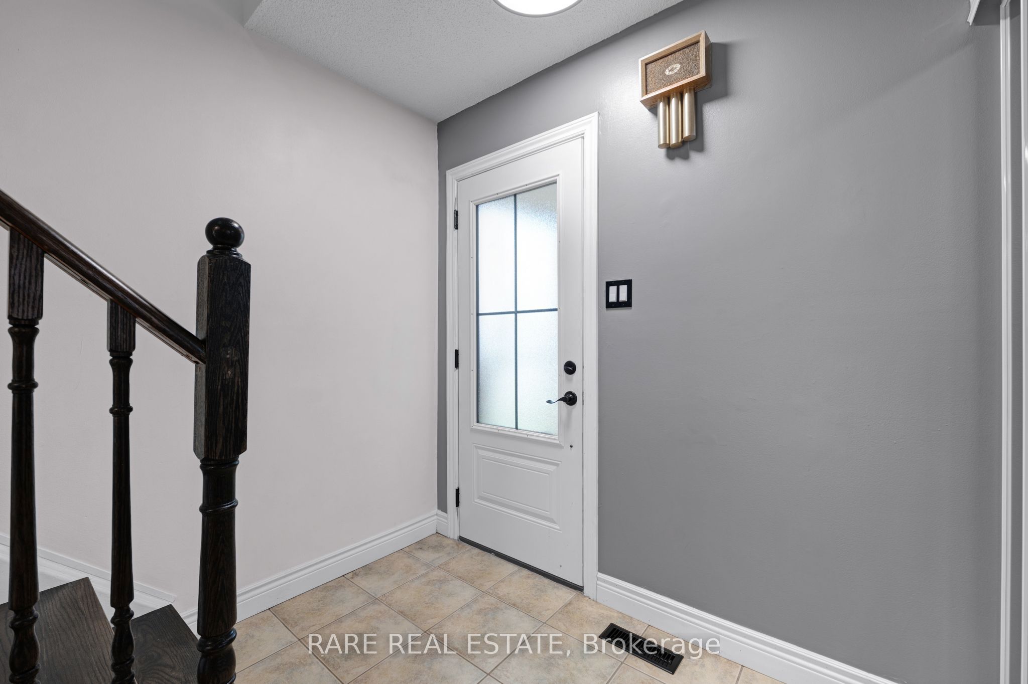 45 Sandmere Avenue, Brampton, ON L6Z 4A2 photo 2