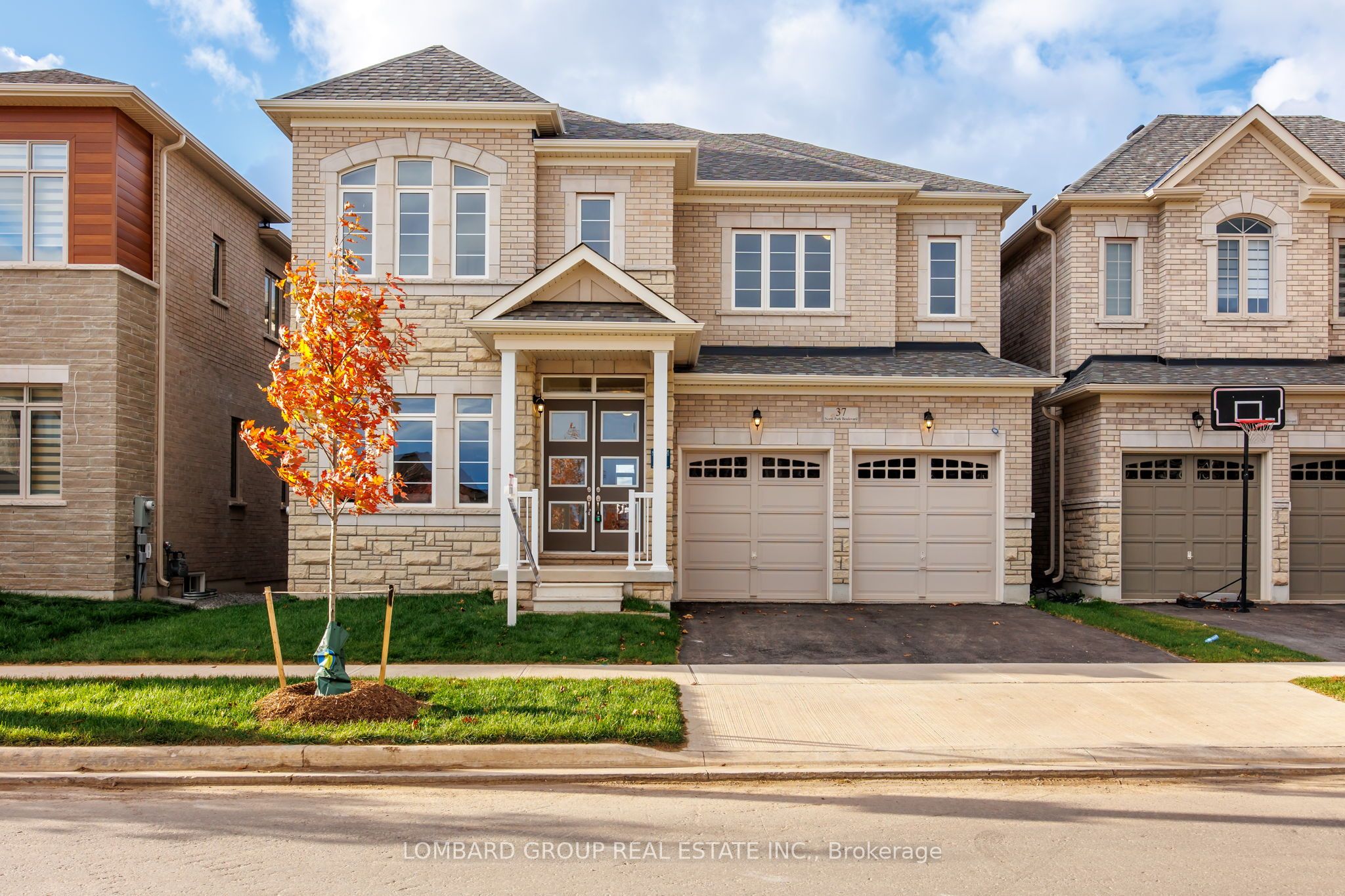 37 North Park Boulevard, Oakville, ON L6M 0W8 photo 2