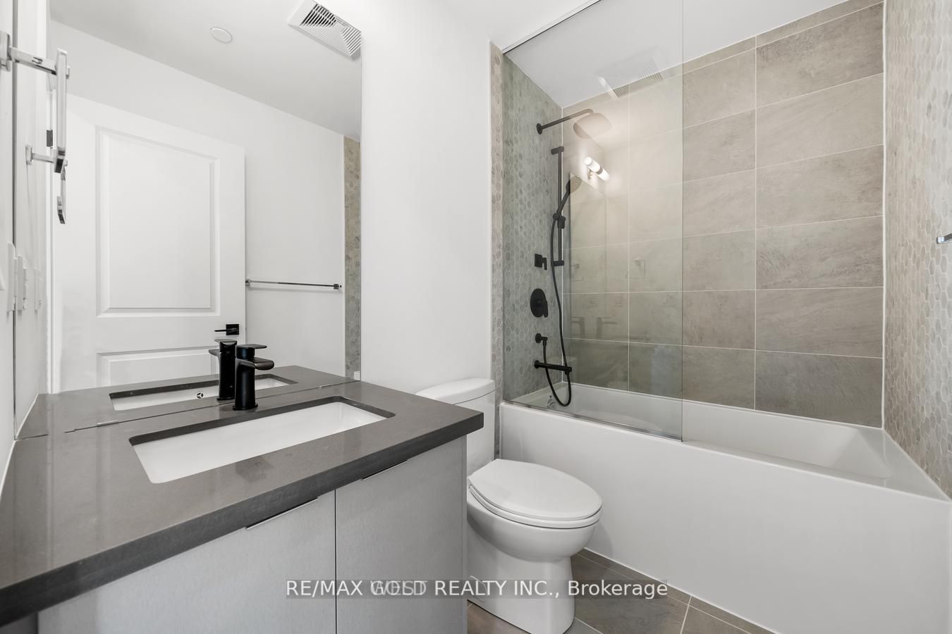 2489 Taunton Road 716, Oakville, ON L6H 3R9 photo 5