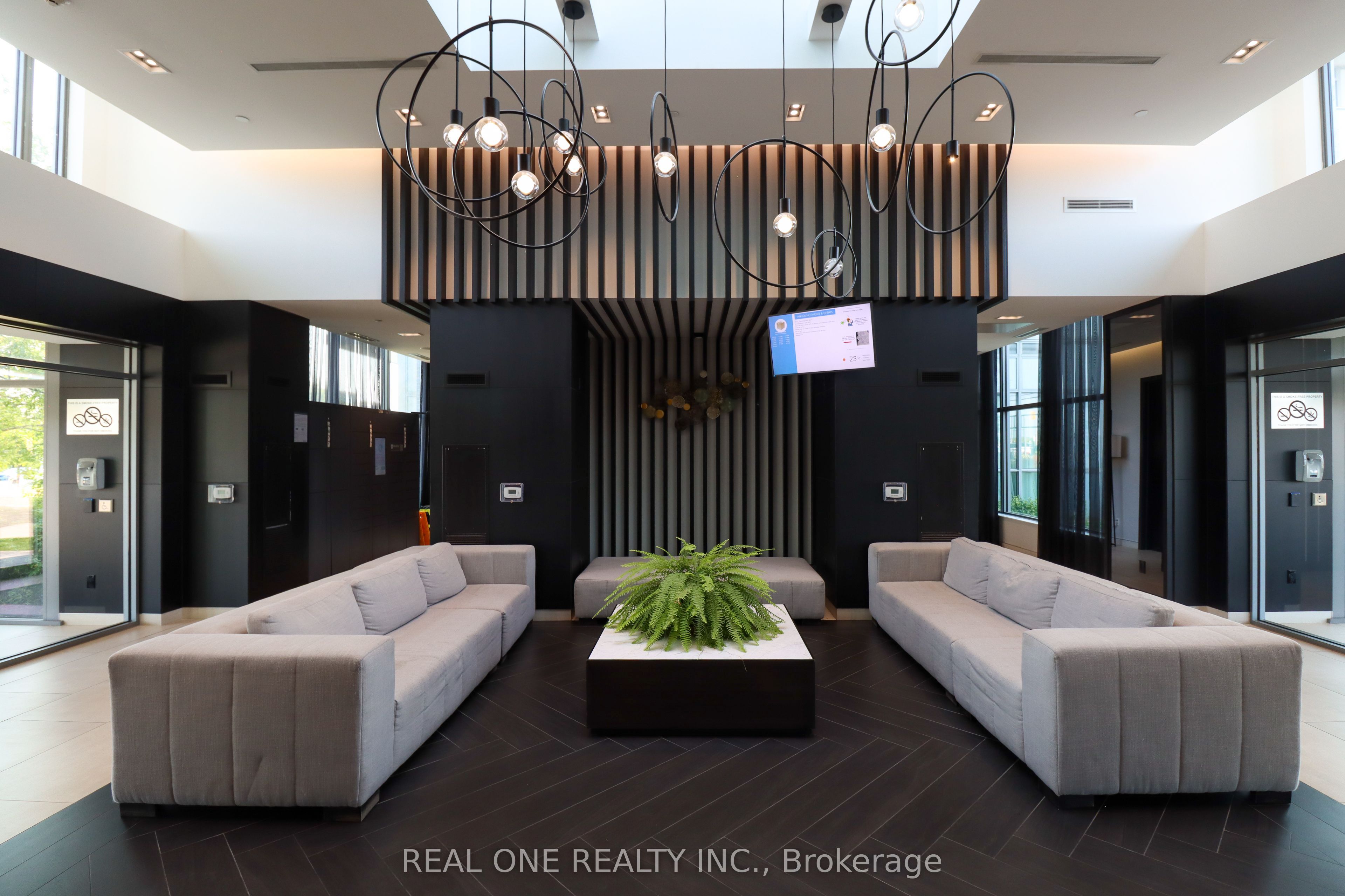4699 Glen Erin Drive 1006, Mississauga, ON L5M 2E5 photo 4