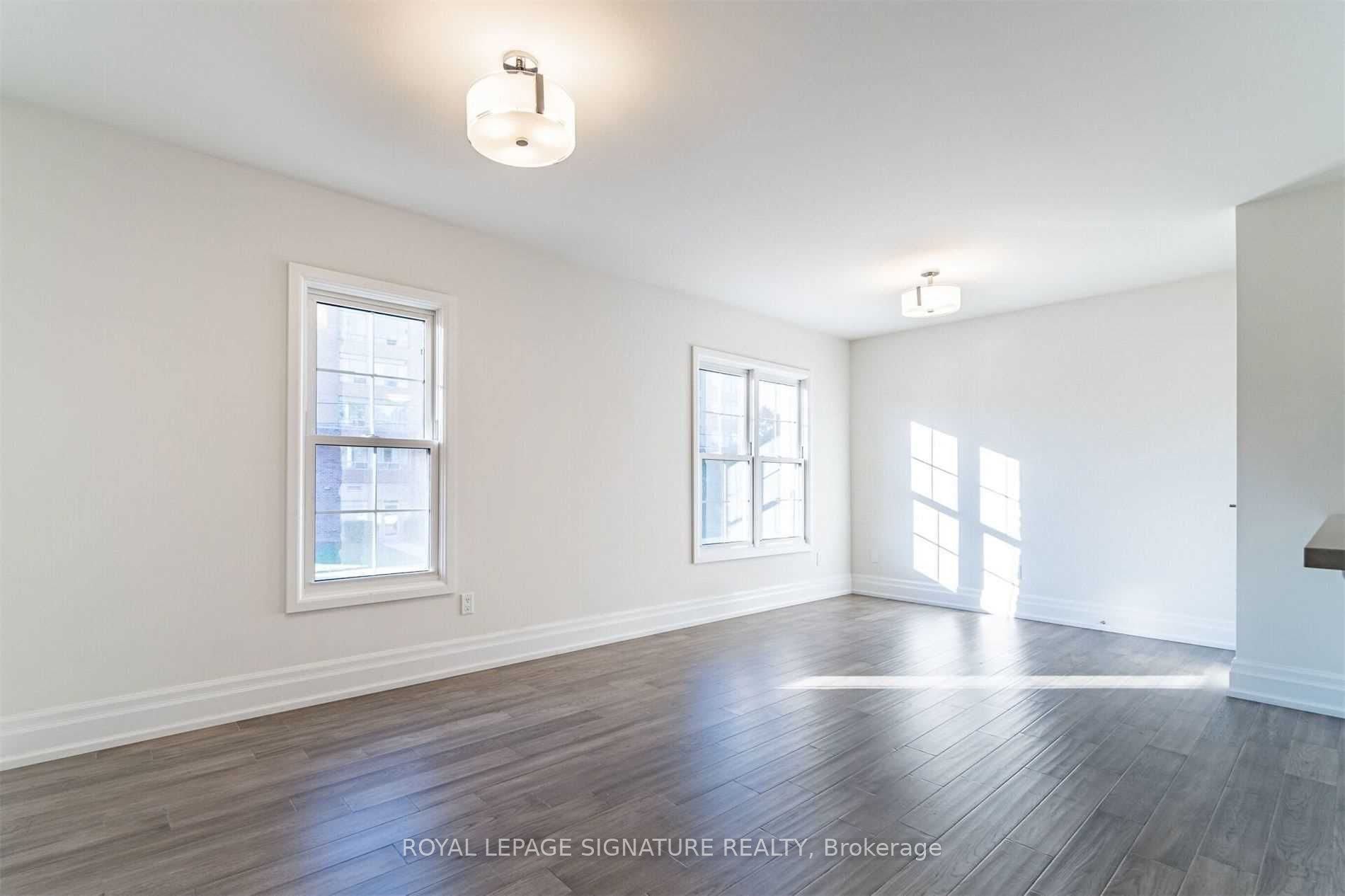 760 Lakeshore Road E 202, Mississauga, ON L5E 1C7 photo 5