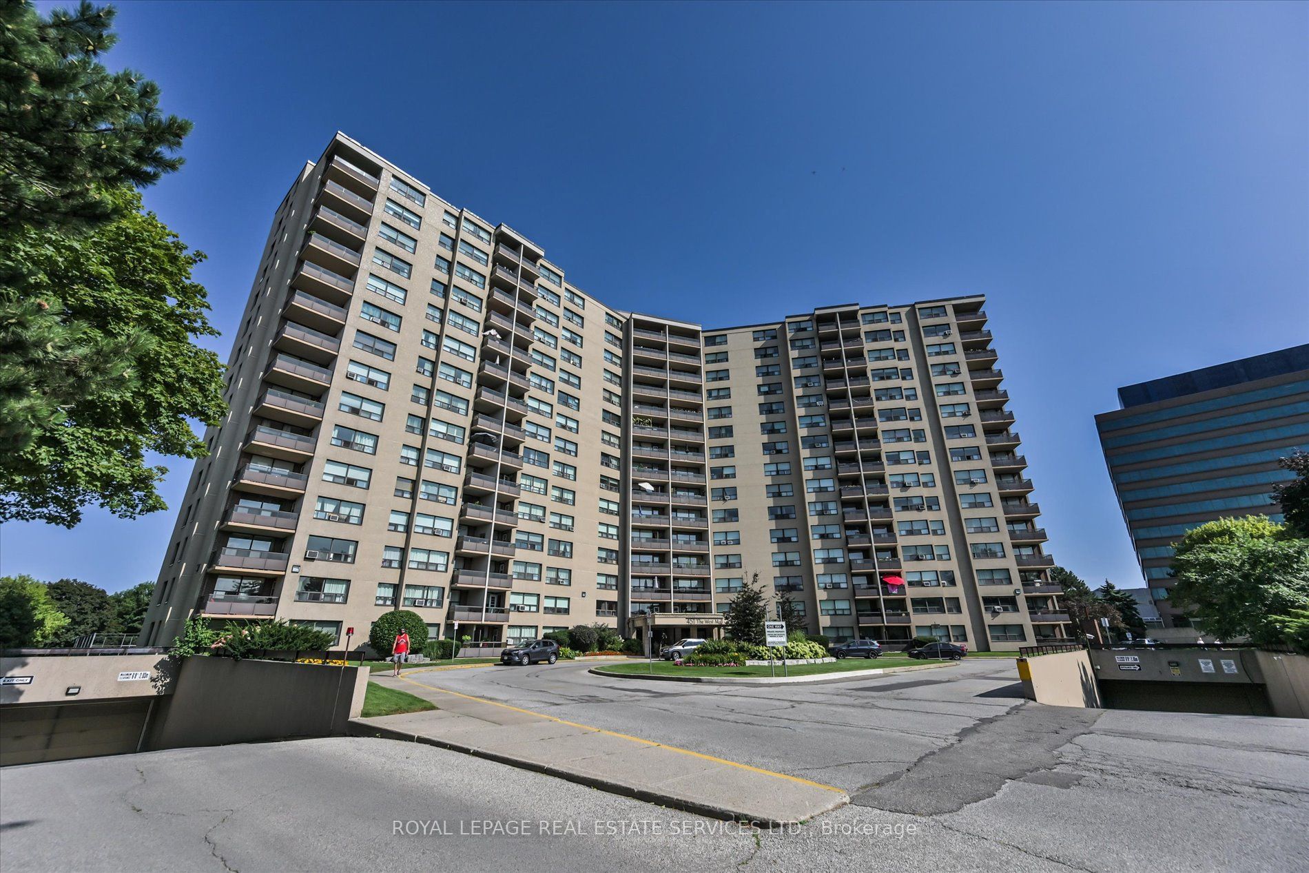 451 The West Mall 1518, Toronto, ON M9C 1G1 photo 2