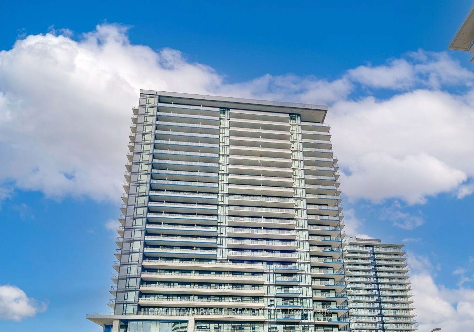 2560 Eglinton Avenue 303, Mississauga, ON L5M 0Y3 photo 2