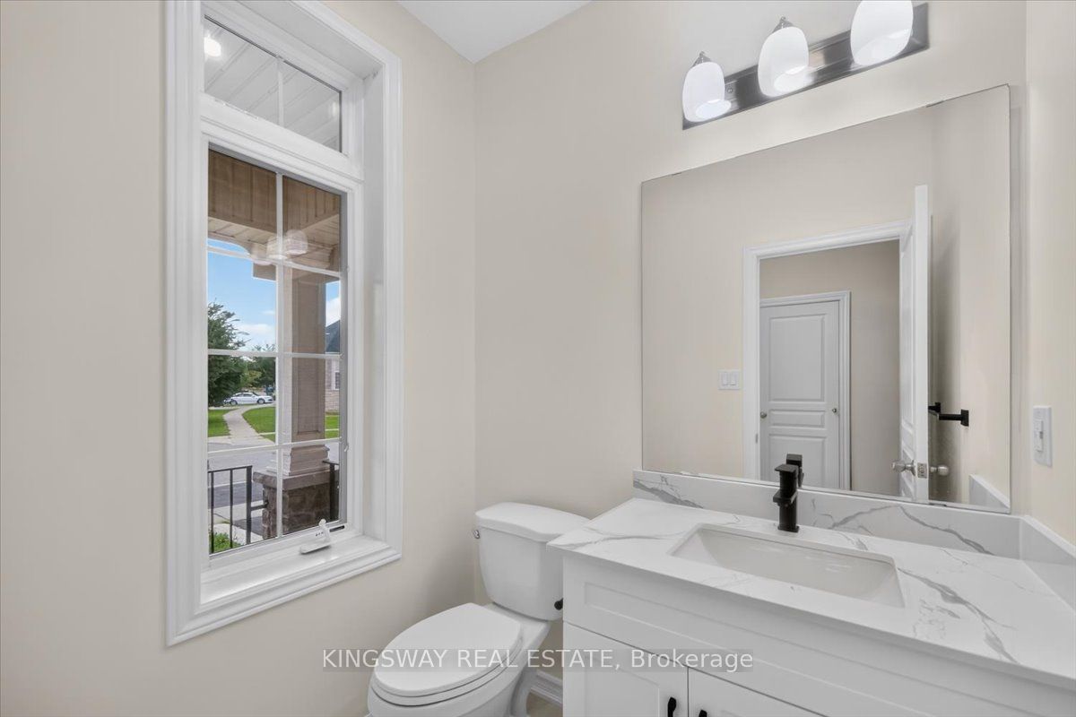 8 Monkton Circle, Brampton, ON L6Y 0X1 photo 5