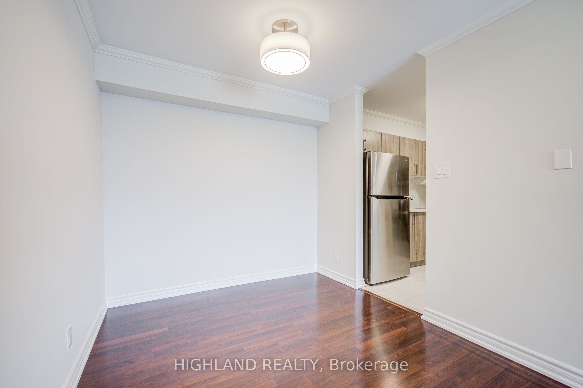 95 Trailwood Drive 1033, Mississauga, ON L4Z 3L2 photo 3