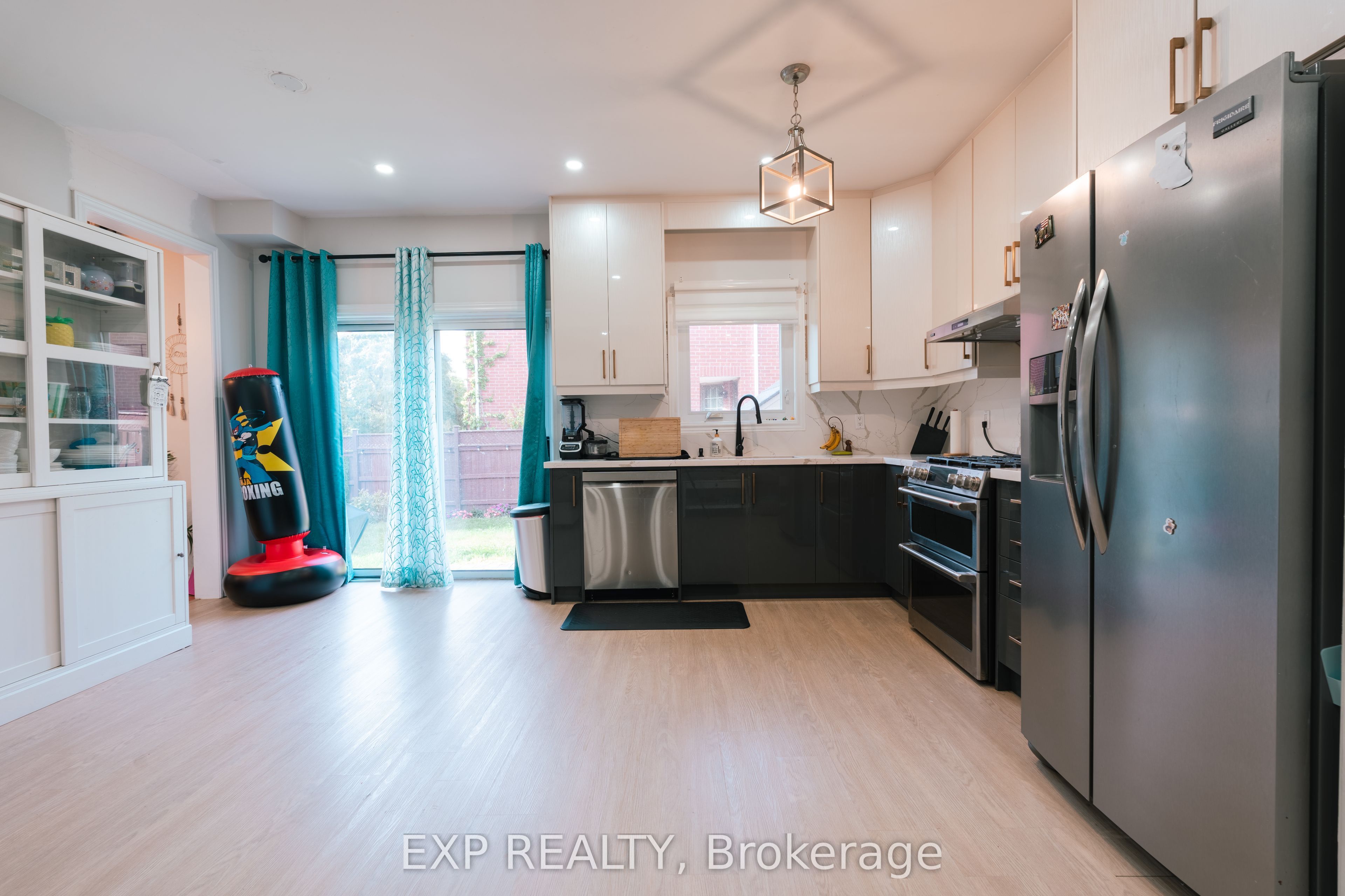 206 Drinkwater Road Upper, Brampton, ON L6Y 4Z3 photo 4