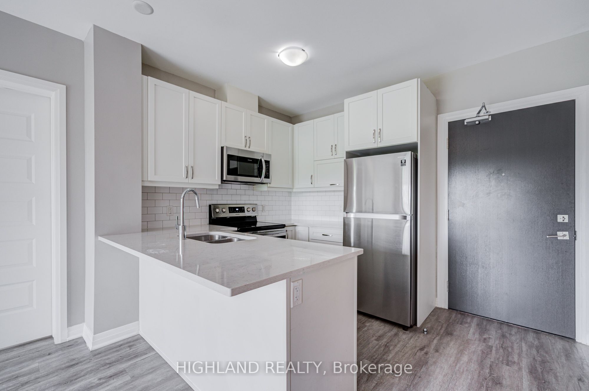102 Grovewood Common 129, Oakville, ON L6H 0X2 photo 4
