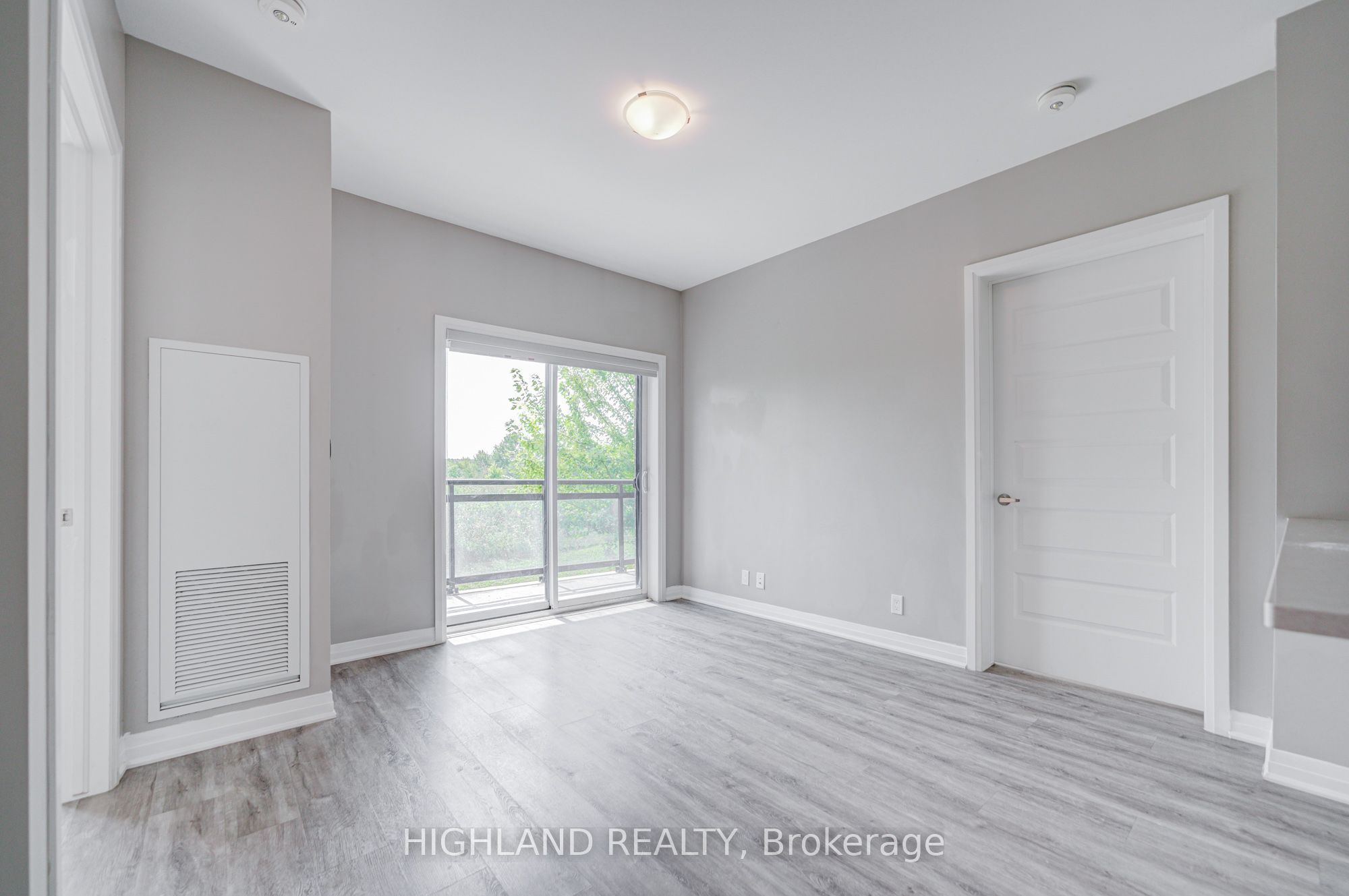102 Grovewood Common 129, Oakville, ON L6H 0X2 photo 5